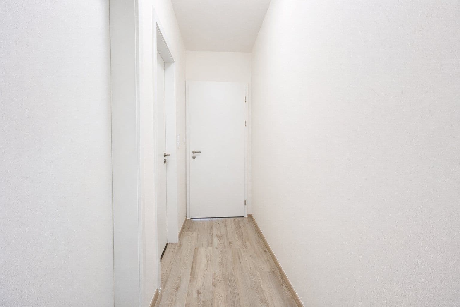 Prenájom bytu 2-izbový 45 m², Nádražní, Kralupy nad Vltavou, Středočeský kraj Prenájom bytu 2-izbový 45 m², Nádražní, Kralupy nad Vltavou, Středočeský kraj