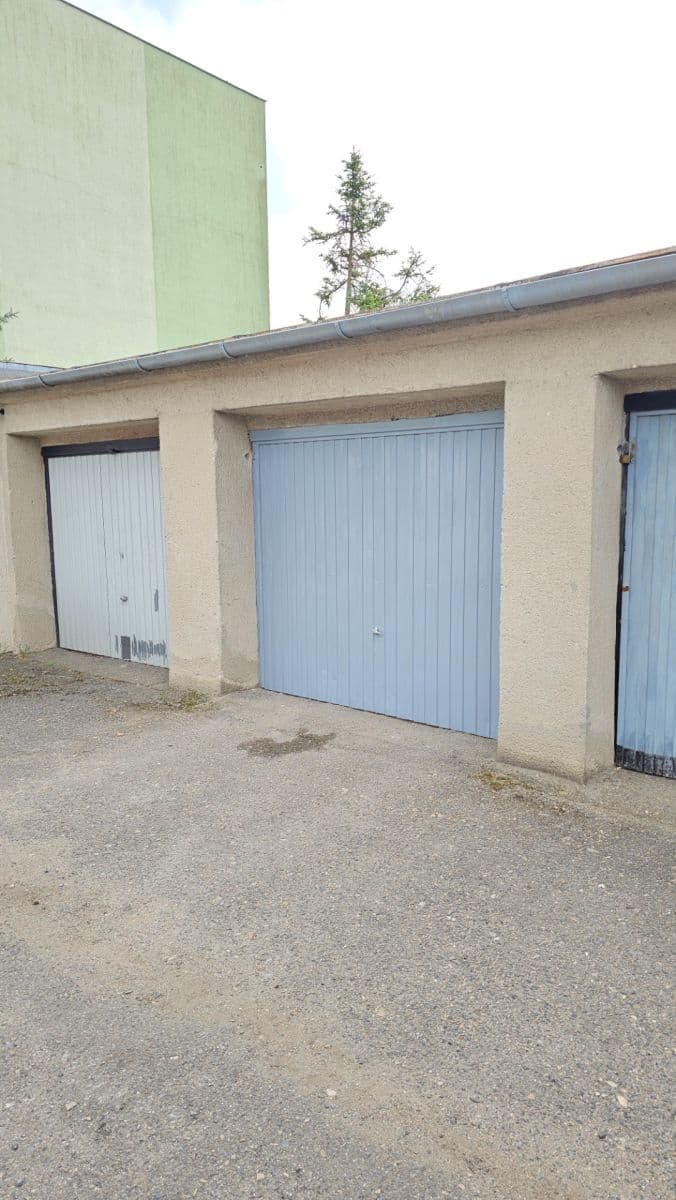 Predaj garáže 15 m², Renčova, Brno, Jihomoravský kraj Predaj garáže 15 m², Renčova, Brno, Jihomoravský kraj