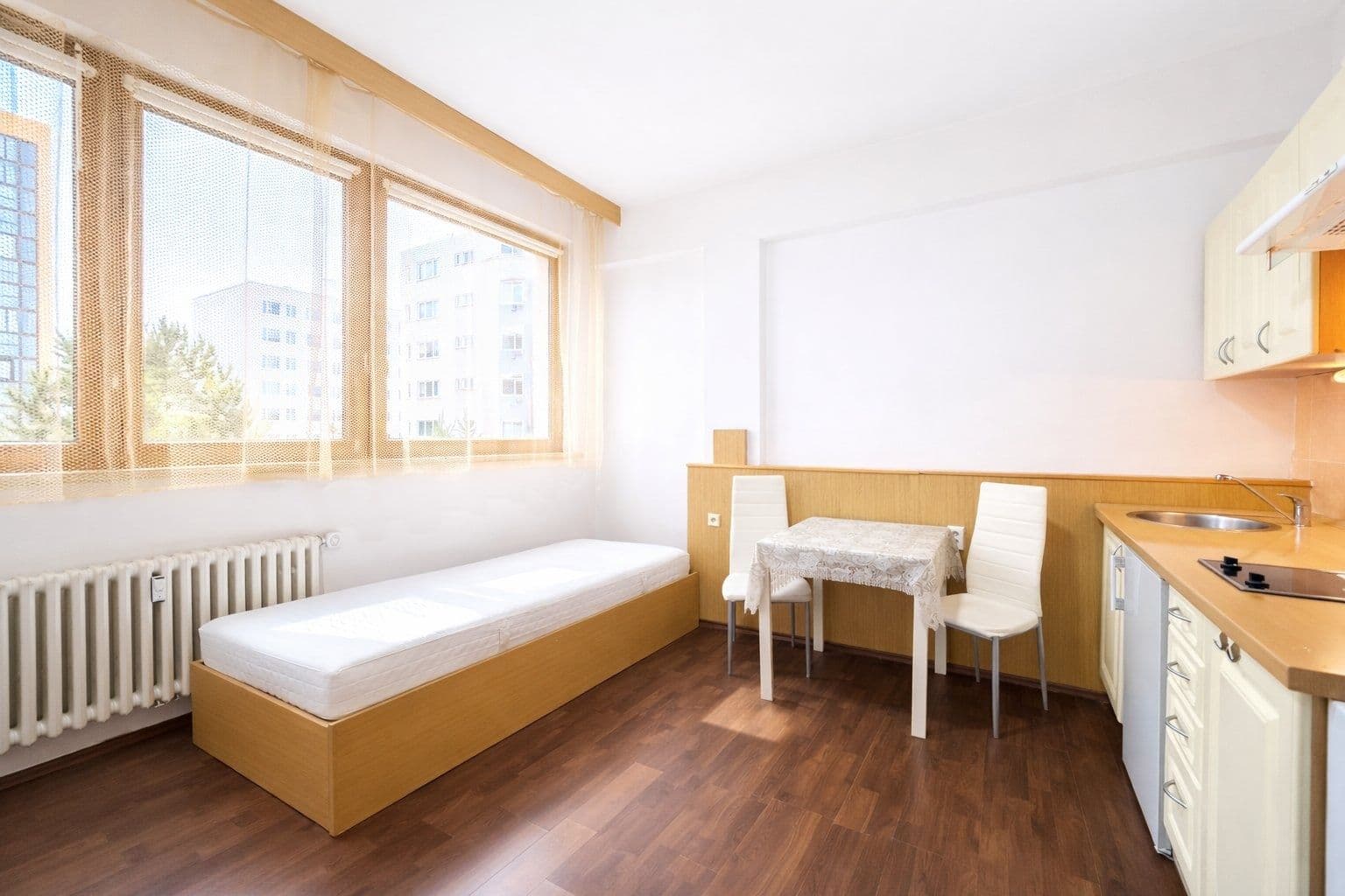 Prenájom bytu 1-izbový 20 m², Na okruhu, Praha, Praha Prenájom bytu 1-izbový 20 m², Na okruhu, Praha, Praha