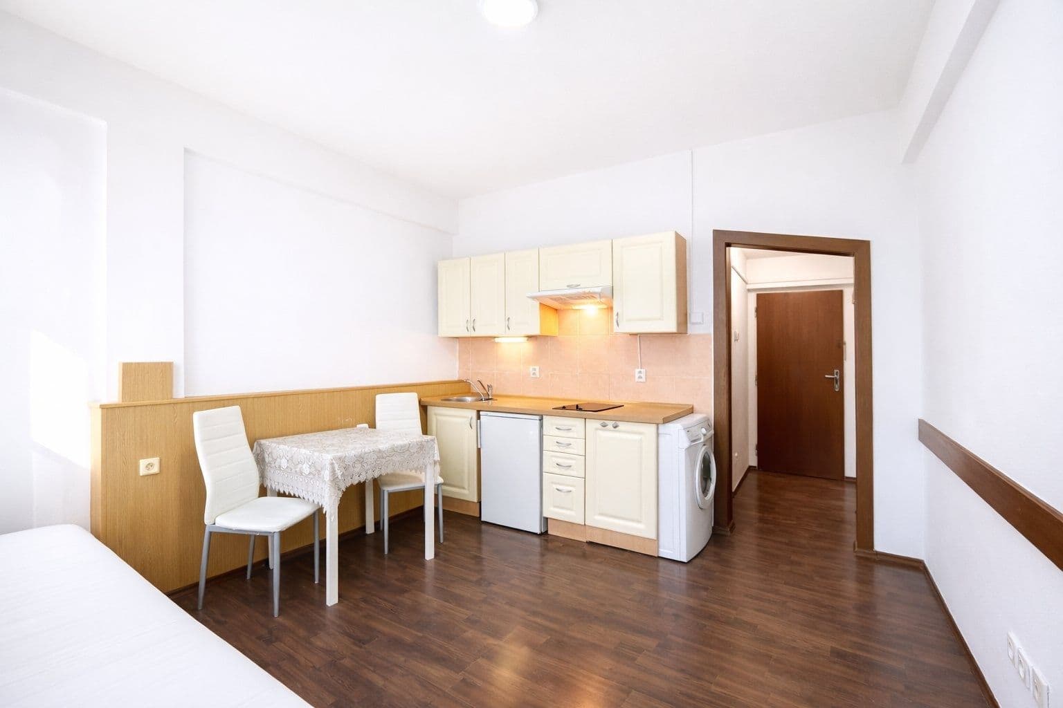 Prenájom bytu 1-izbový 20 m², Na okruhu, Praha, Praha Prenájom bytu 1-izbový 20 m², Na okruhu, Praha, Praha