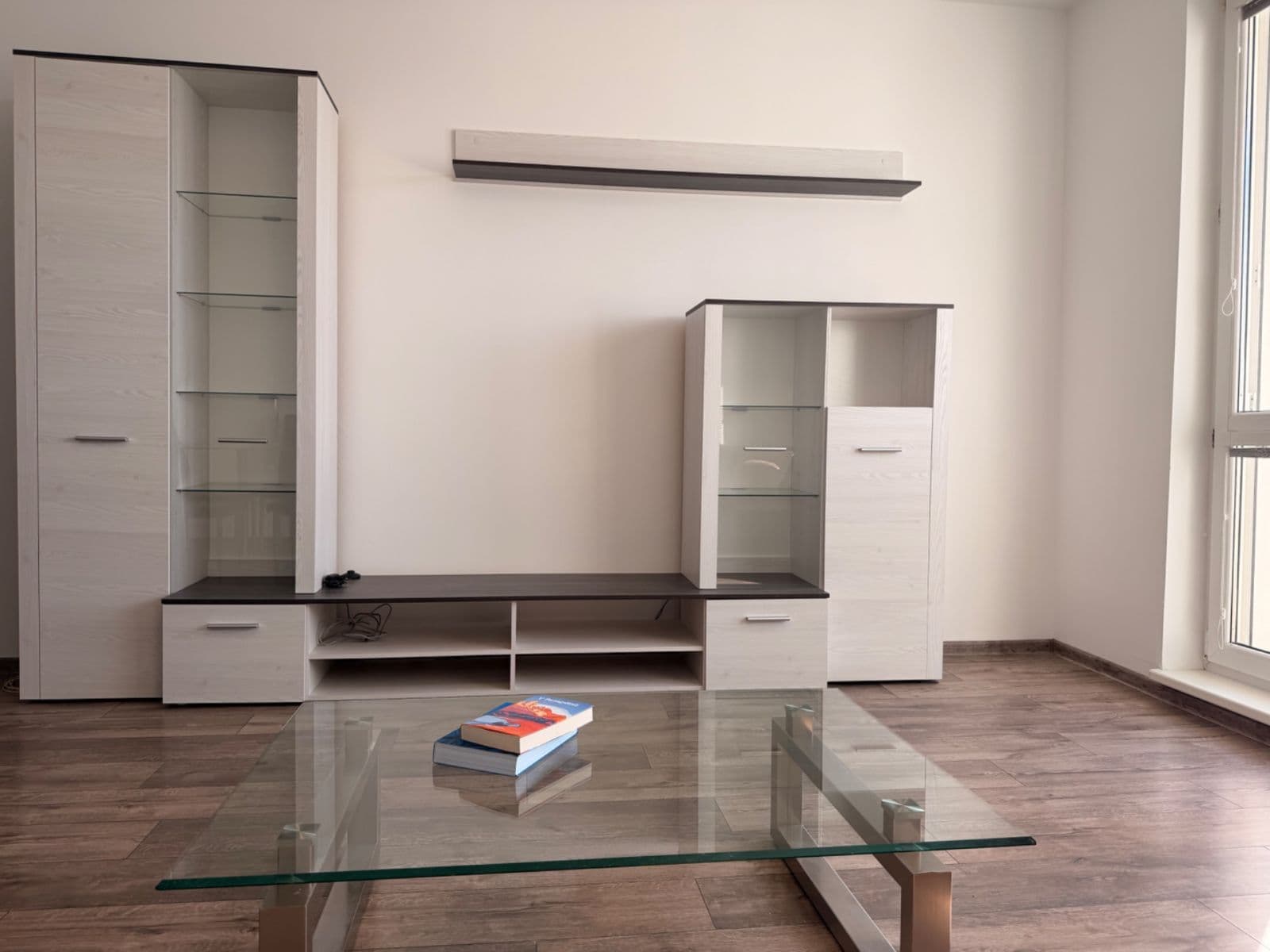 Prenájom bytu 3-izbový 77 m², Holíčska, Petržalka, Bratislavský kraj Prenájom bytu 3-izbový 77 m², Holíčska, Petržalka, Bratislavský kraj