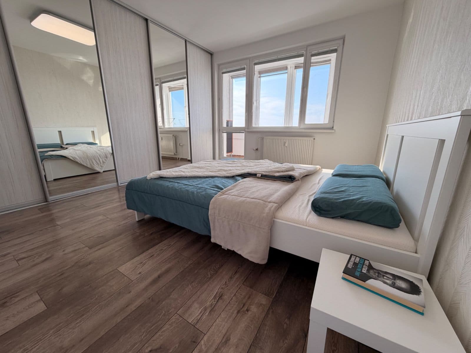 Prenájom bytu 3-izbový 77 m², Holíčska, Petržalka, Bratislavský kraj Prenájom bytu 3-izbový 77 m², Holíčska, Petržalka, Bratislavský kraj