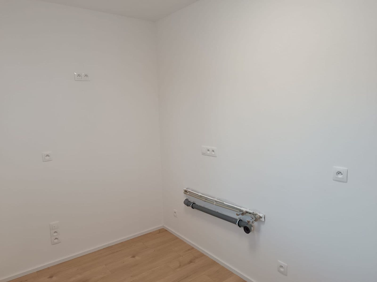 Predaj bytu 2-izbový 58 m², Souběžná, Brno, Jihomoravský kraj Predaj bytu 2-izbový 58 m², Souběžná, Brno, Jihomoravský kraj