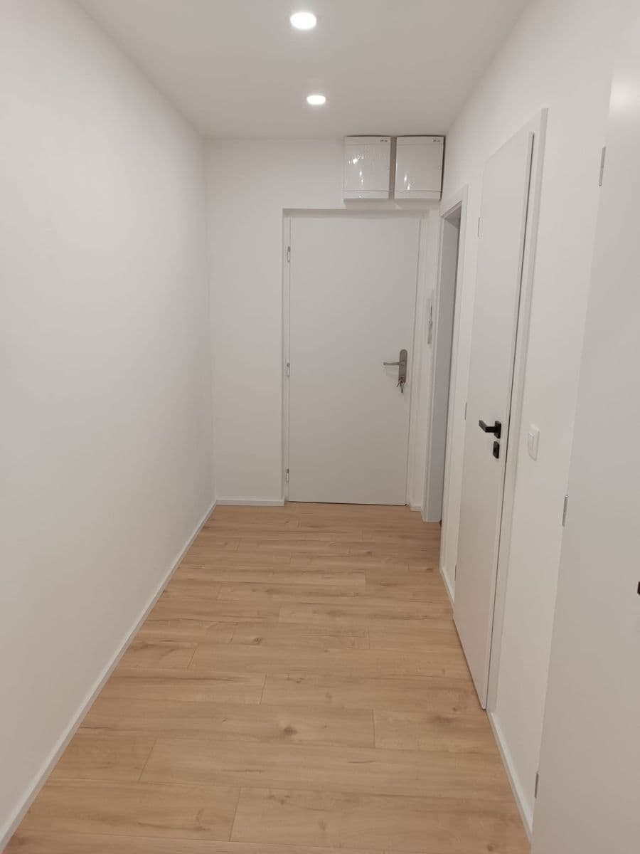 Predaj bytu 2-izbový 58 m², Souběžná, Brno, Jihomoravský kraj Predaj bytu 2-izbový 58 m², Souběžná, Brno, Jihomoravský kraj