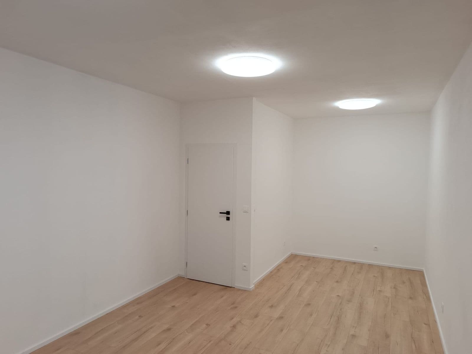 Predaj bytu 2-izbový 58 m², Souběžná, Brno, Jihomoravský kraj Predaj bytu 2-izbový 58 m², Souběžná, Brno, Jihomoravský kraj