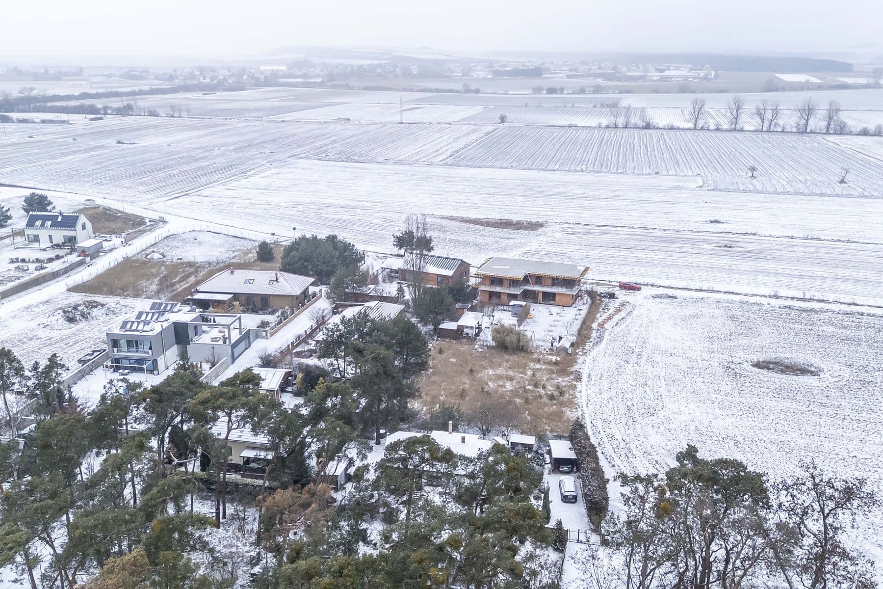Predaj pozemku 1.321 m², Lhota, Středočeský kraj Predaj pozemku 1.321 m², Lhota, Středočeský kraj
