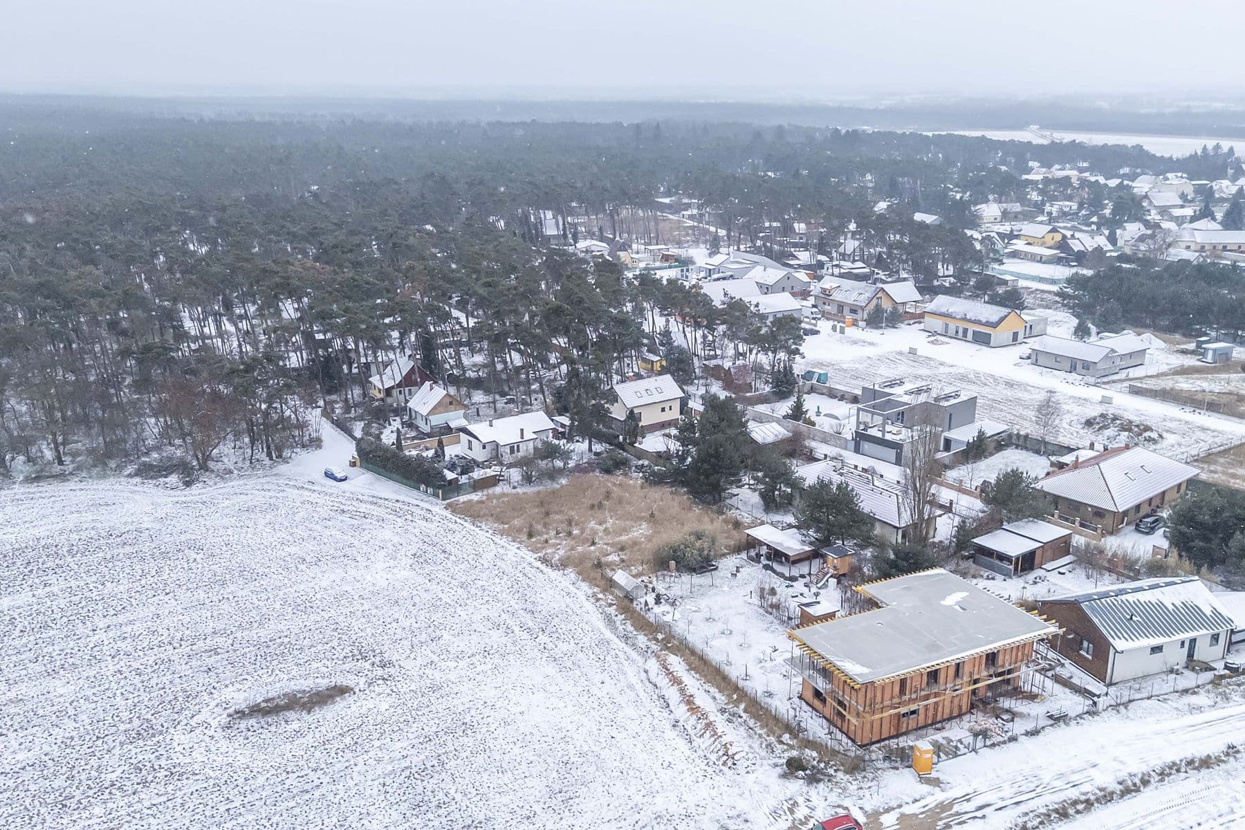 Predaj pozemku 1.321 m², Lhota, Středočeský kraj Predaj pozemku 1.321 m², Lhota, Středočeský kraj