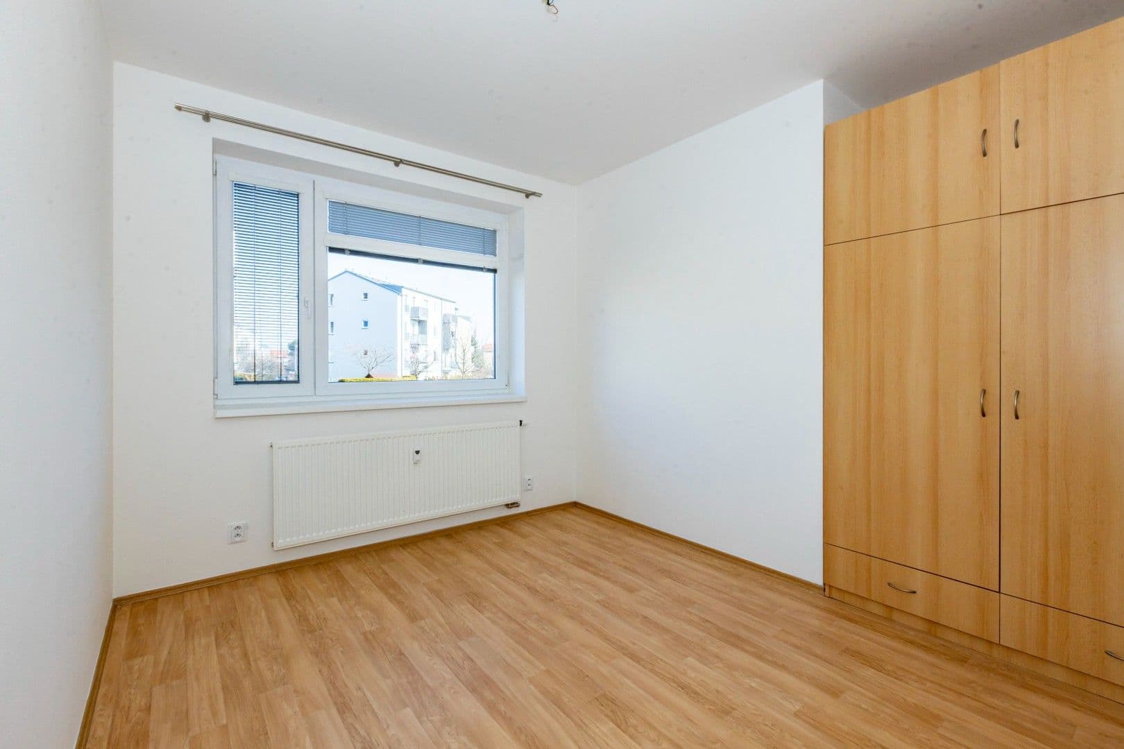 Prenájom bytu 2-izbový 38 m², Českodubská, Praha, Praha Prenájom bytu 2-izbový 38 m², Českodubská, Praha, Praha