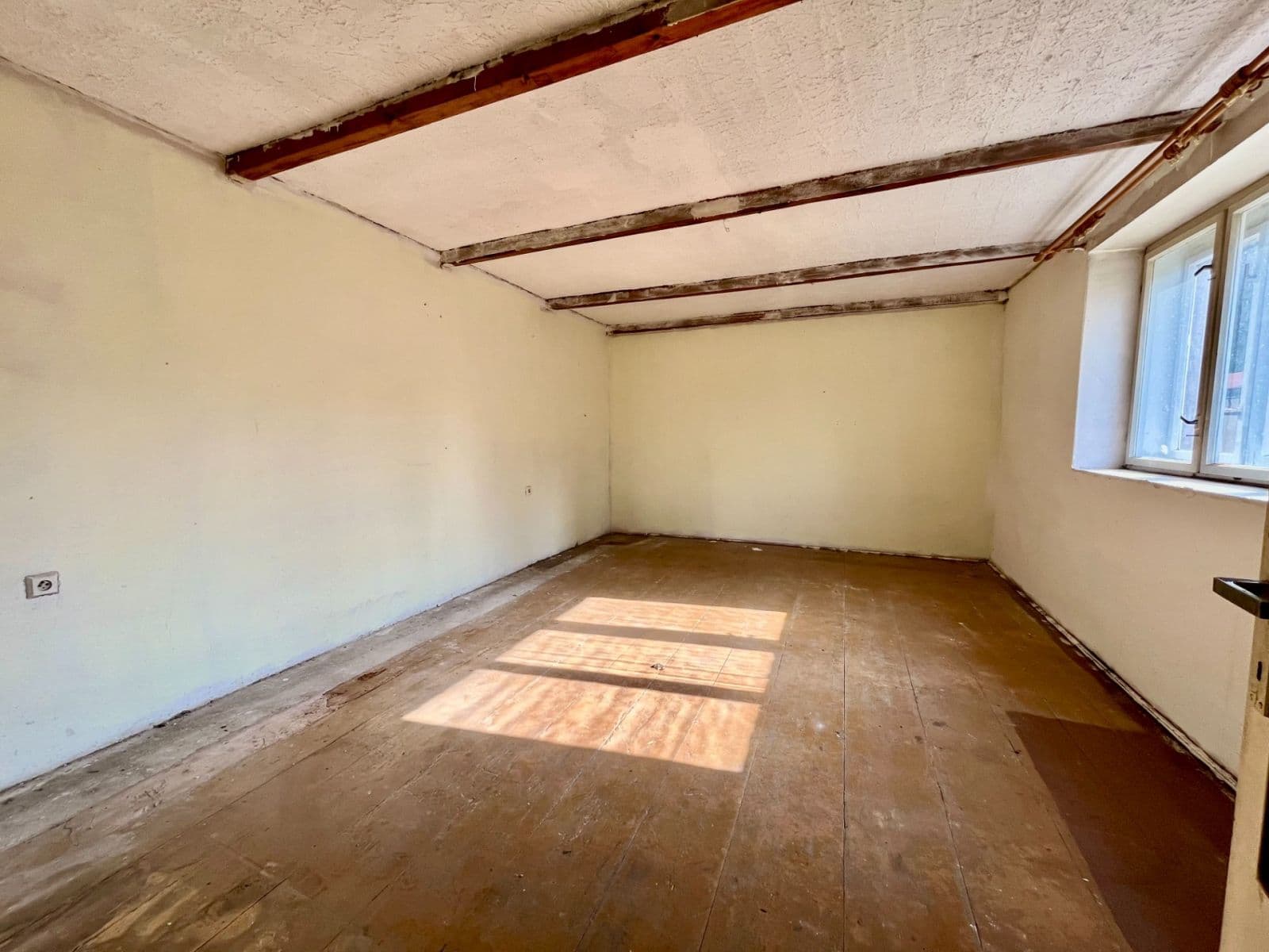 Predaj domu 120 m², pozemek 427 m², Dobšice, Středočeský kraj Predaj domu 120 m², pozemek 427 m², Dobšice, Středočeský kraj