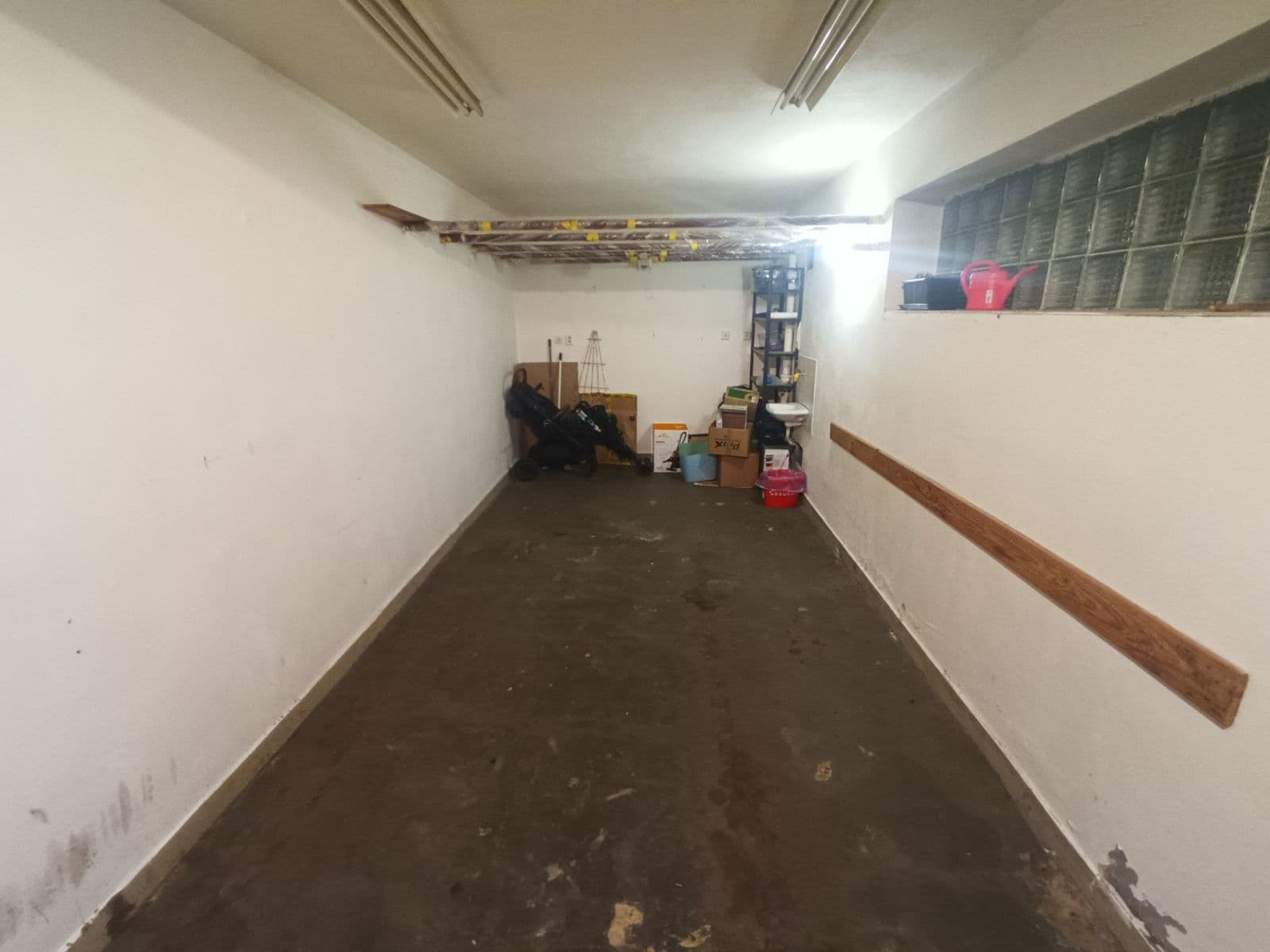 Prenájom bytu 3-izbový 74 m², U Strže, Praha, Praha Prenájom bytu 3-izbový 74 m², U Strže, Praha, Praha