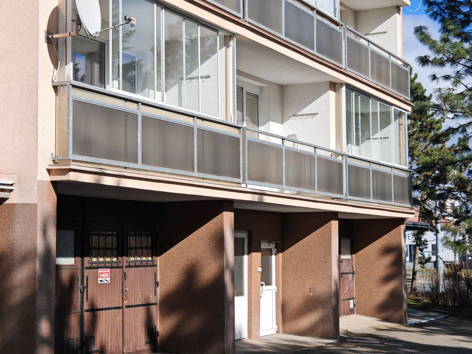 Prenájom bytu 1-izbový 27 m², Komenského, Plzeň, Plzeňský kraj Prenájom bytu 1-izbový 27 m², Komenského, Plzeň, Plzeňský kraj