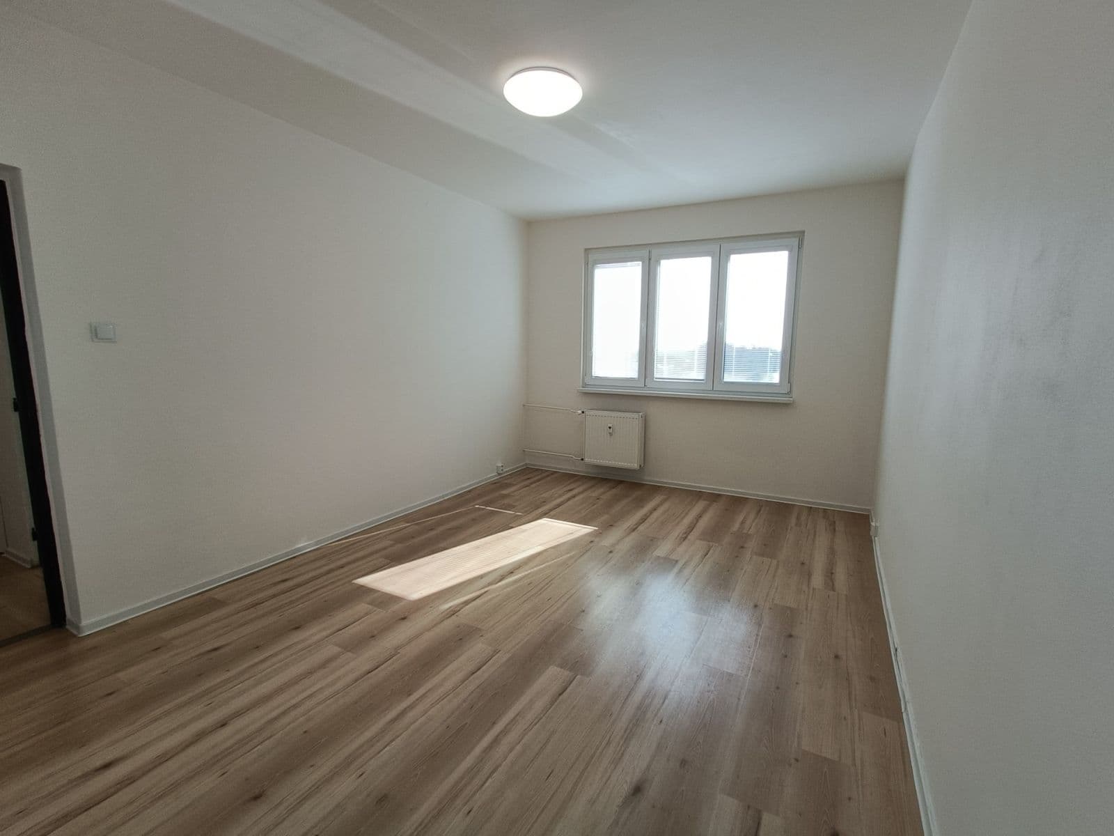 Prenájom bytu 1-izbový 36 m², Komenského, Odolena Voda, Středočeský kraj Prenájom bytu 1-izbový 36 m², Komenského, Odolena Voda, Středočeský kraj