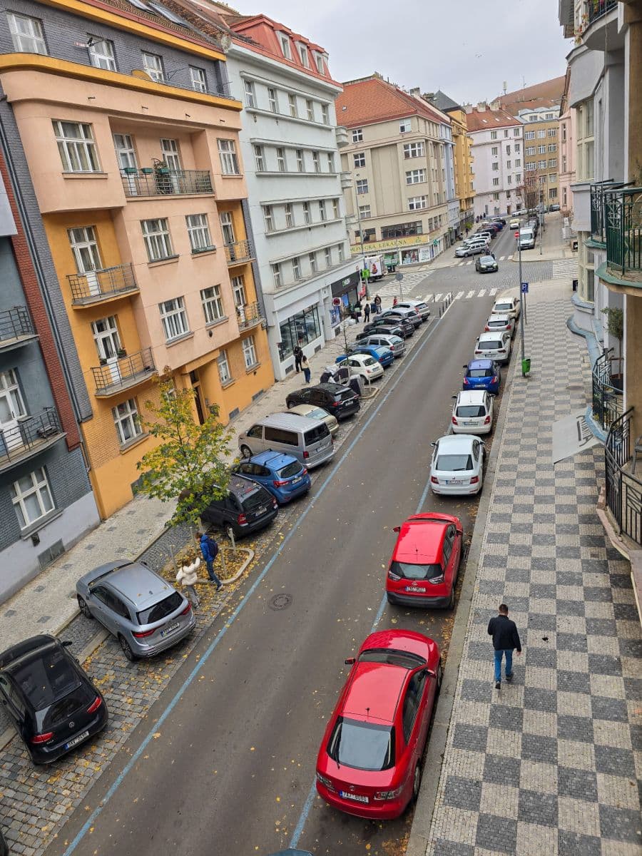 Prenájom bytu 5-izbový 175 m², Na Hutích, Praha, Praha Prenájom bytu 5-izbový 175 m², Na Hutích, Praha, Praha
