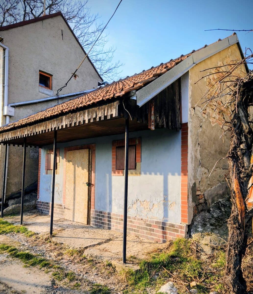 Predaj rekreačného objektu 86 m², pozemek 86 m², Desátková, Velké Bílovice, Jihomoravský kraj Predaj rekreačného objektu 86 m², pozemek 86 m², Desátková, Velké Bílovice, Jihomoravský kraj