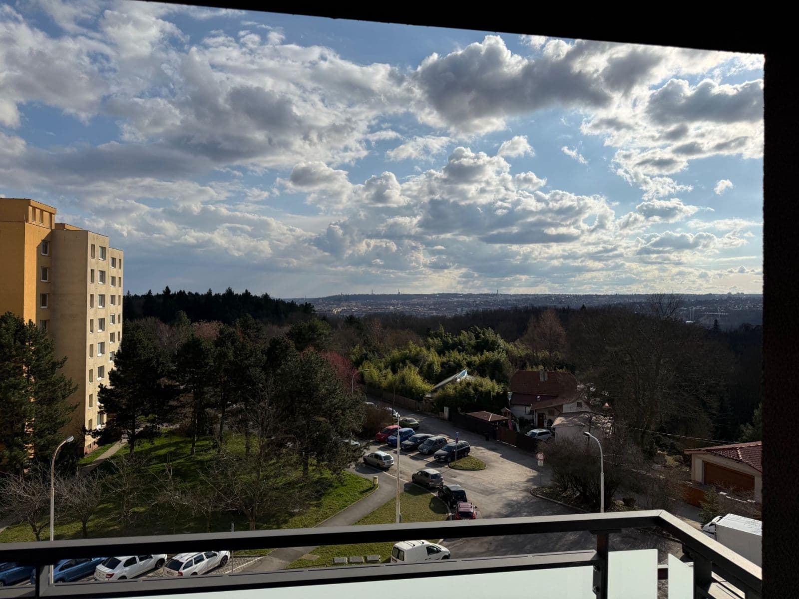 Prenájom bytu 3-izbový 82 m², Mazurská, Praha, Praha Prenájom bytu 3-izbový 82 m², Mazurská, Praha, Praha