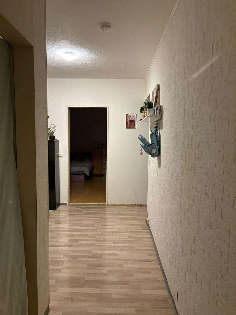 Prenájom bytu 4-izbový 105 m², Burglengenfeld, Bavorsko Prenájom bytu 4-izbový 105 m², Burglengenfeld, Bavorsko