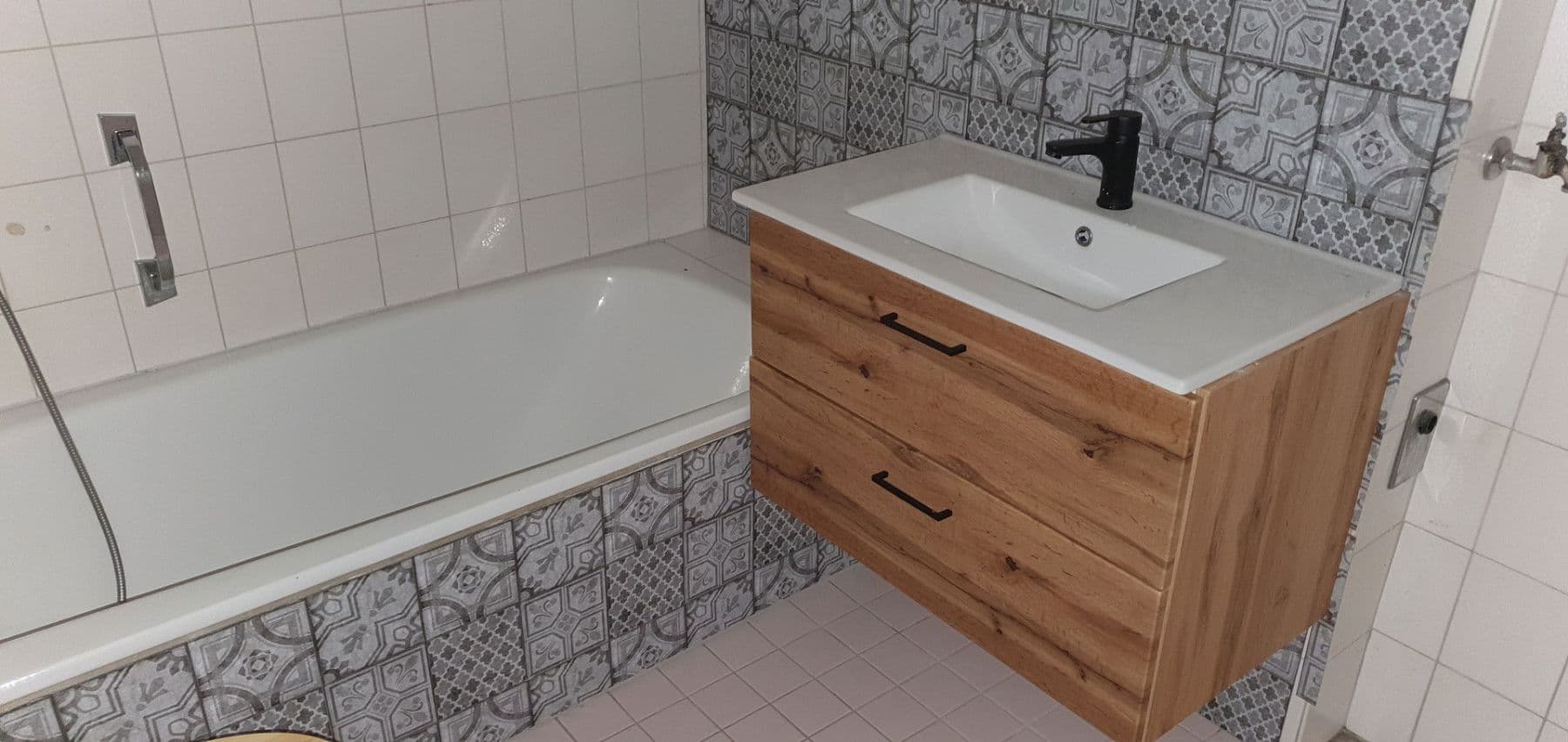 Prenájom bytu 4-izbový 105 m², Burglengenfeld, Bavorsko Prenájom bytu 4-izbový 105 m², Burglengenfeld, Bavorsko