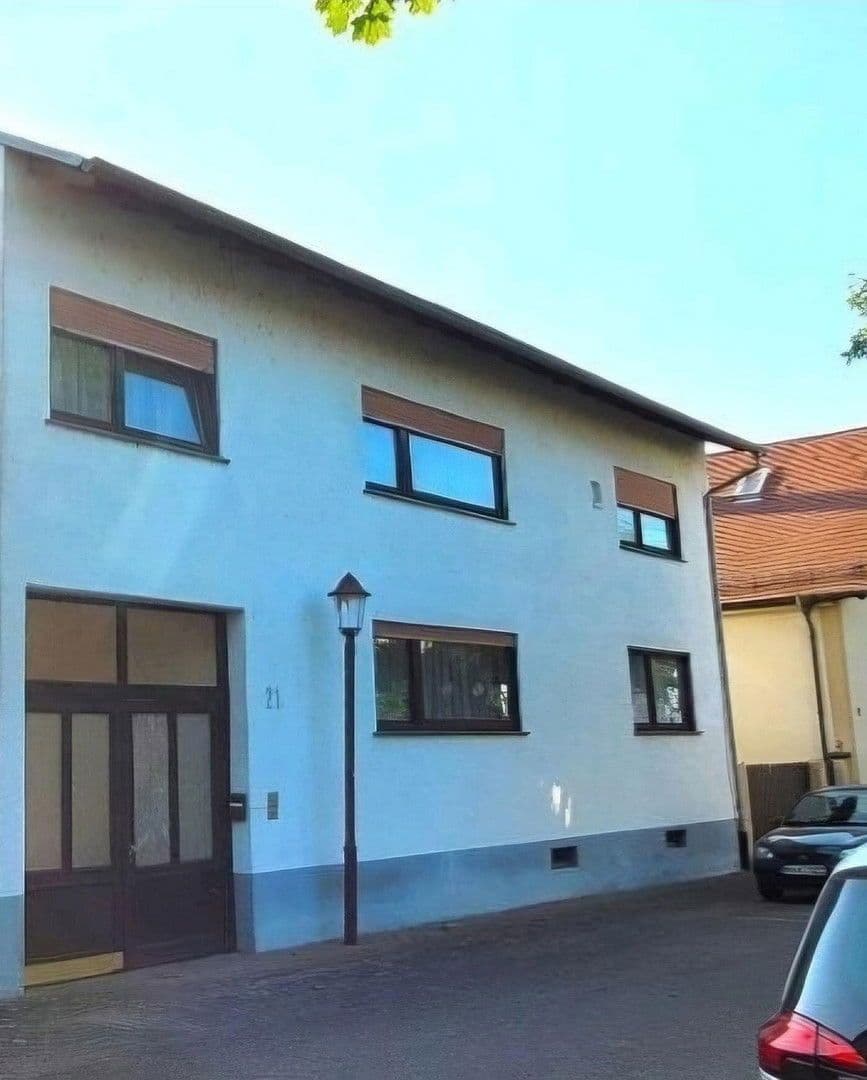 Predaj domu 217 m², pozemek 1.285 m², Kronau, Bádensko-Wurttembersko Predaj domu 217 m², pozemek 1.285 m², Kronau, Bádensko-Wurttembersko