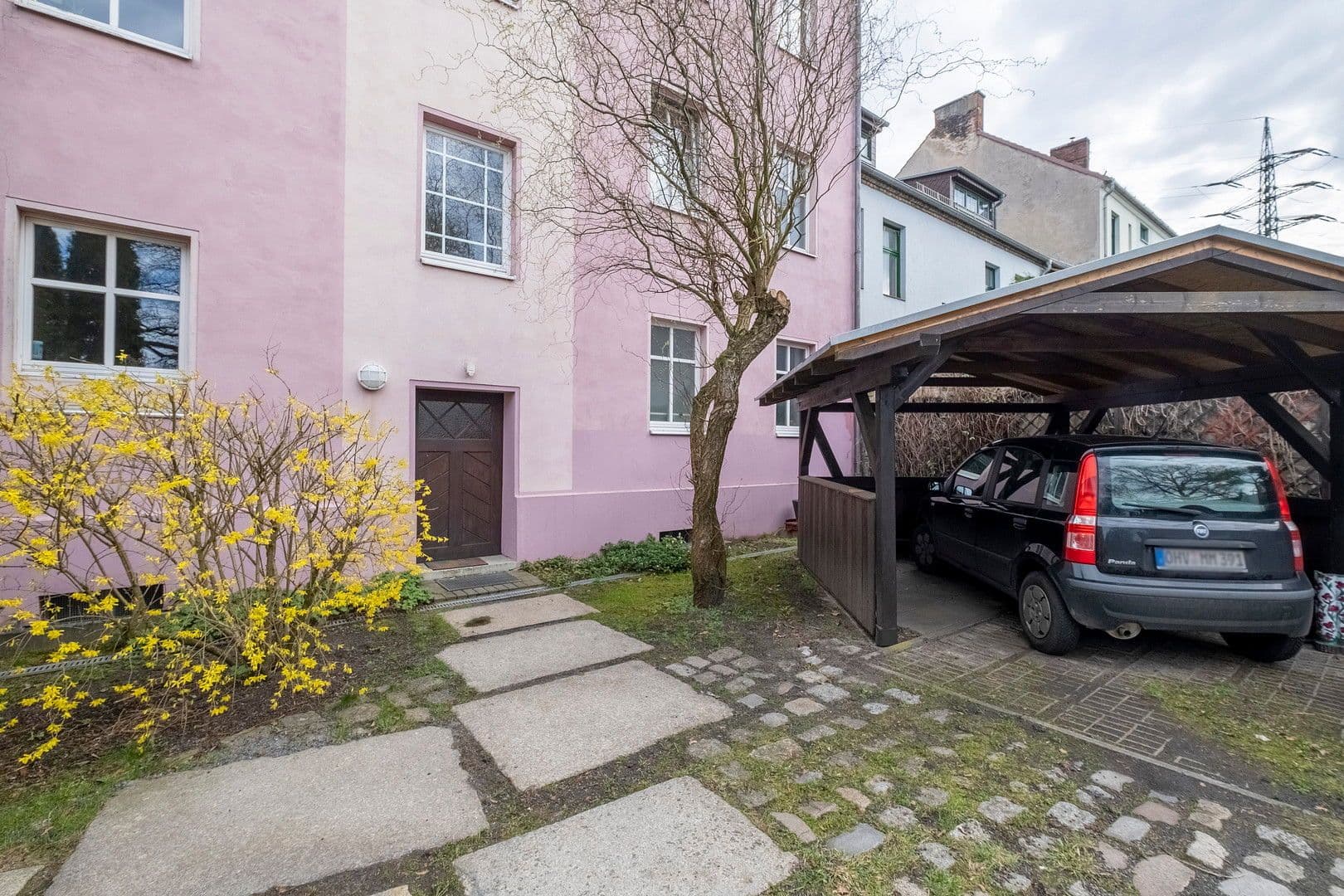 Prenájom bytu 3-izbový 87 m², Hennigsdorf, Brandenbursko Prenájom bytu 3-izbový 87 m², Hennigsdorf, Brandenbursko