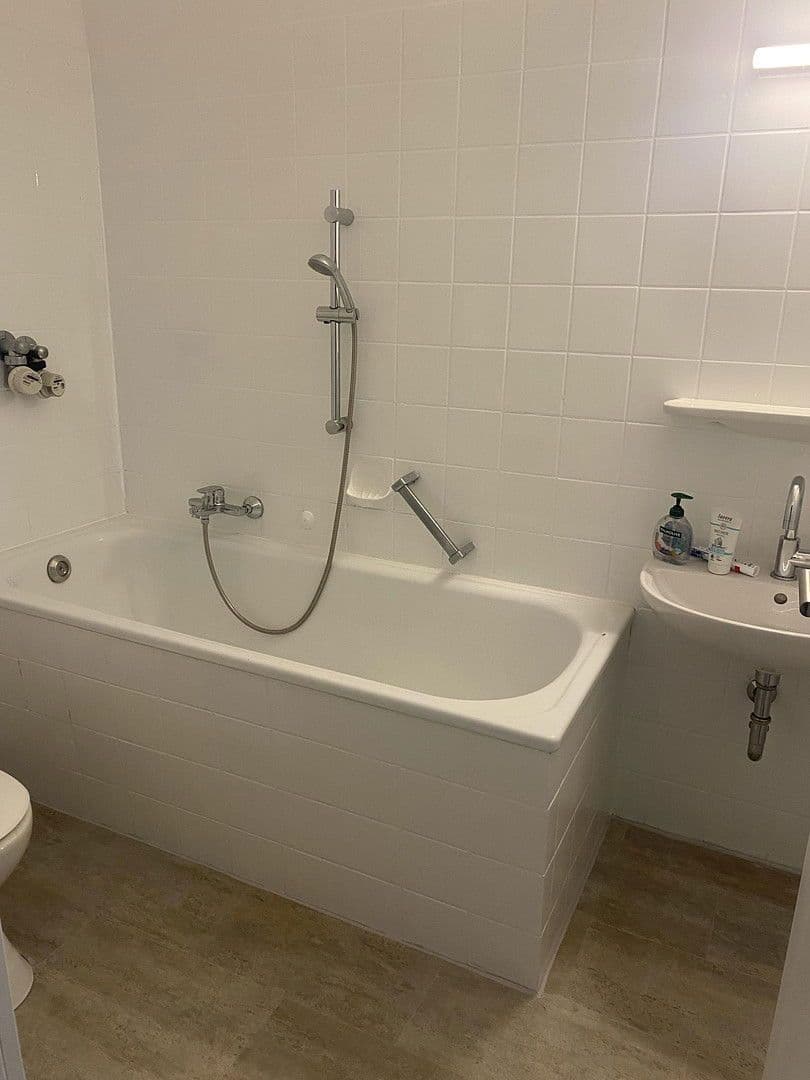 Prenájom bytu 1-izbový 40 m², Gropiusweg 23, Bochum, Severné Porýnie - Westfálsko Prenájom bytu 1-izbový 40 m², Gropiusweg 23, Bochum, Severné Porýnie - Westfálsko