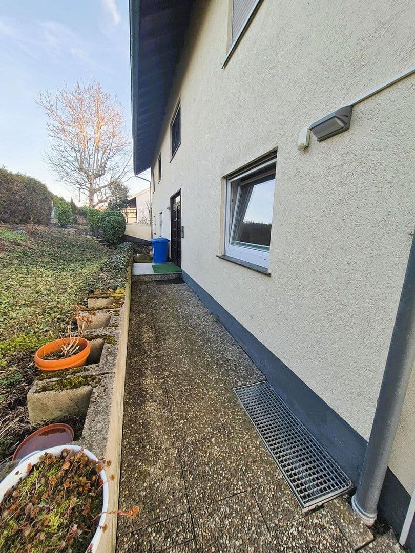 Prenájom bytu 2-izbový 67 m², Grenzach-Wyhlen, Bádensko-Wurttembersko Prenájom bytu 2-izbový 67 m², Grenzach-Wyhlen, Bádensko-Wurttembersko