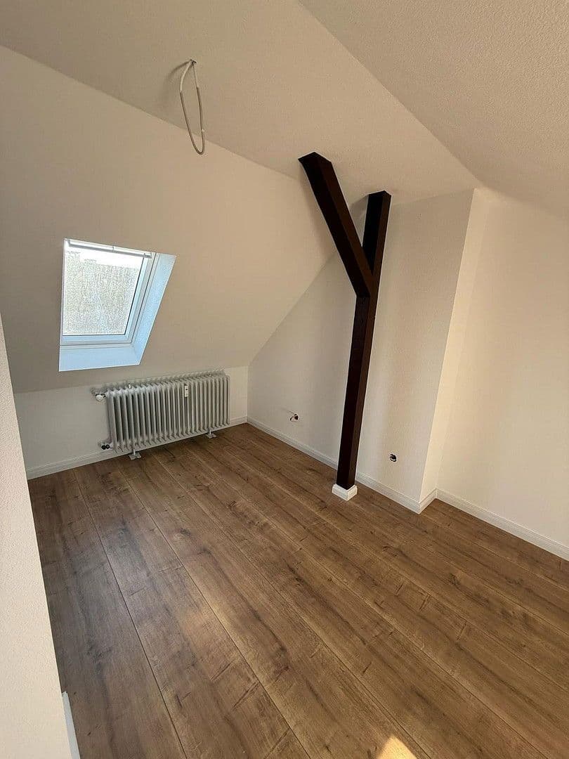 Prenájom bytu 1-izbový 40 m², Gutenbergstr. 2, Pforzheim, Bádensko-Wurttembersko Prenájom bytu 1-izbový 40 m², Gutenbergstr. 2, Pforzheim, Bádensko-Wurttembersko
