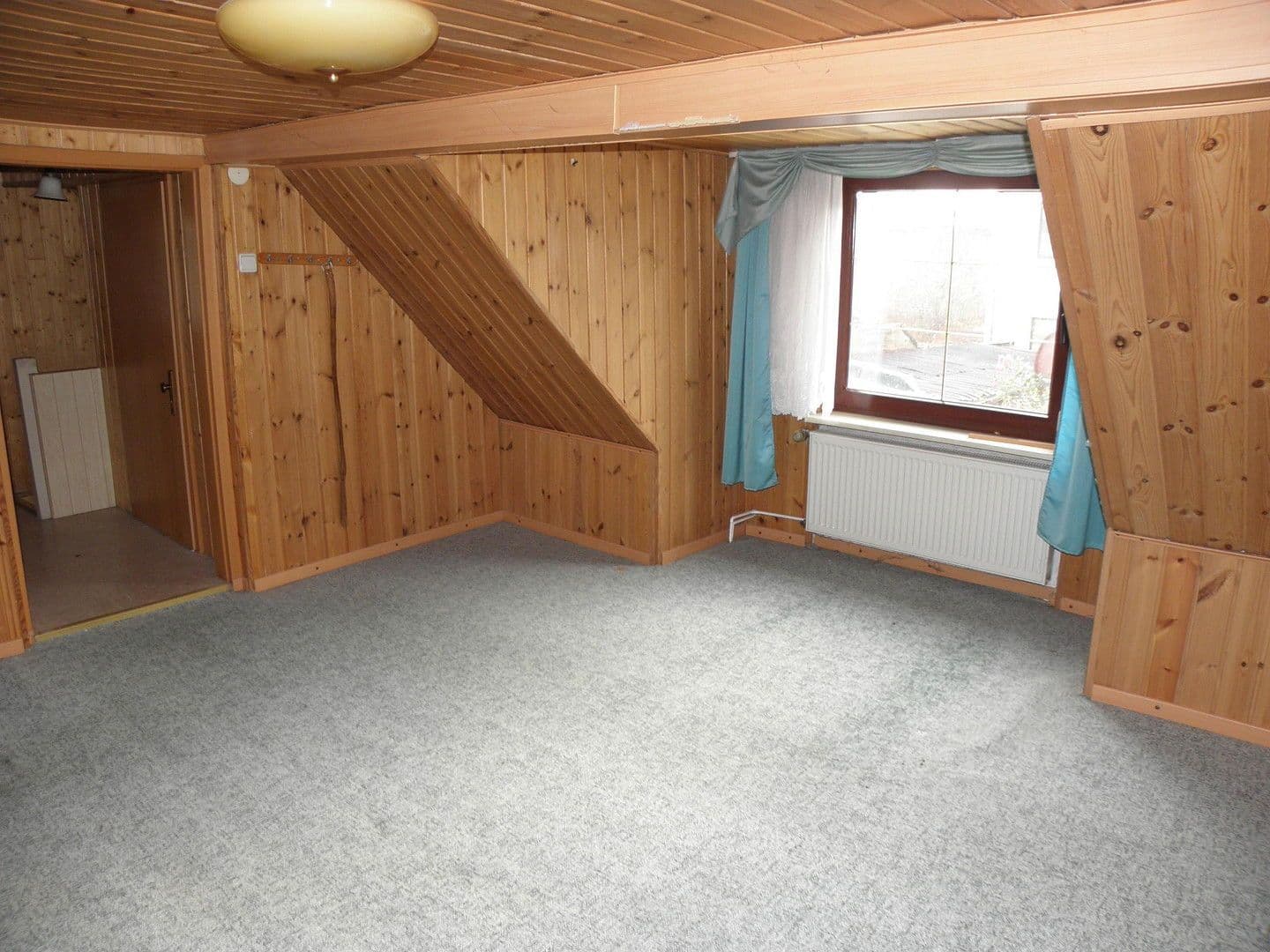 Predaj domu 95 m², pozemek 211 m², Magdeburg, Sasko-Anhaltsko Predaj domu 95 m², pozemek 211 m², Magdeburg, Sasko-Anhaltsko