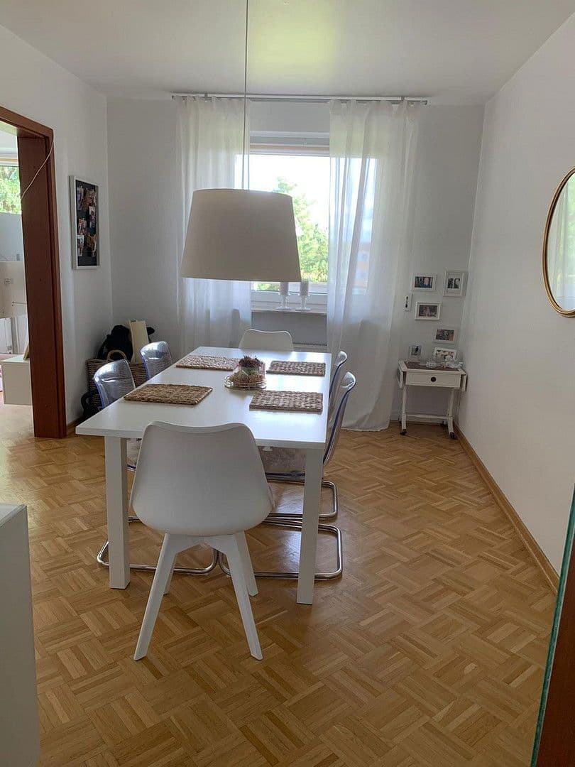 Predaj bytu 4-izbový 84 m², Isernhagen, Dolné Sasko Predaj bytu 4-izbový 84 m², Isernhagen, Dolné Sasko
