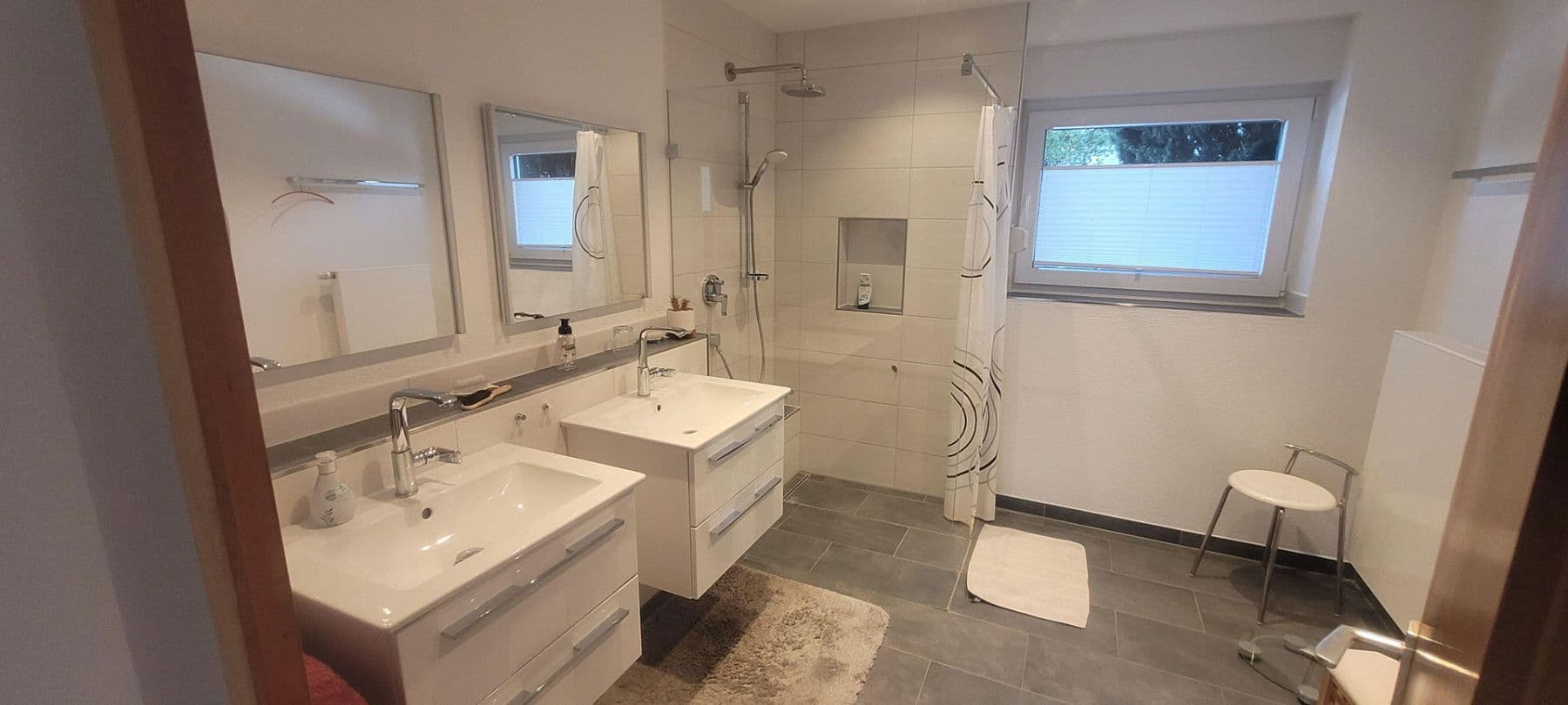 Prenájom domu 218 m², pozemek 470 m², Darmstadt, Hesensko Prenájom domu 218 m², pozemek 470 m², Darmstadt, Hesensko