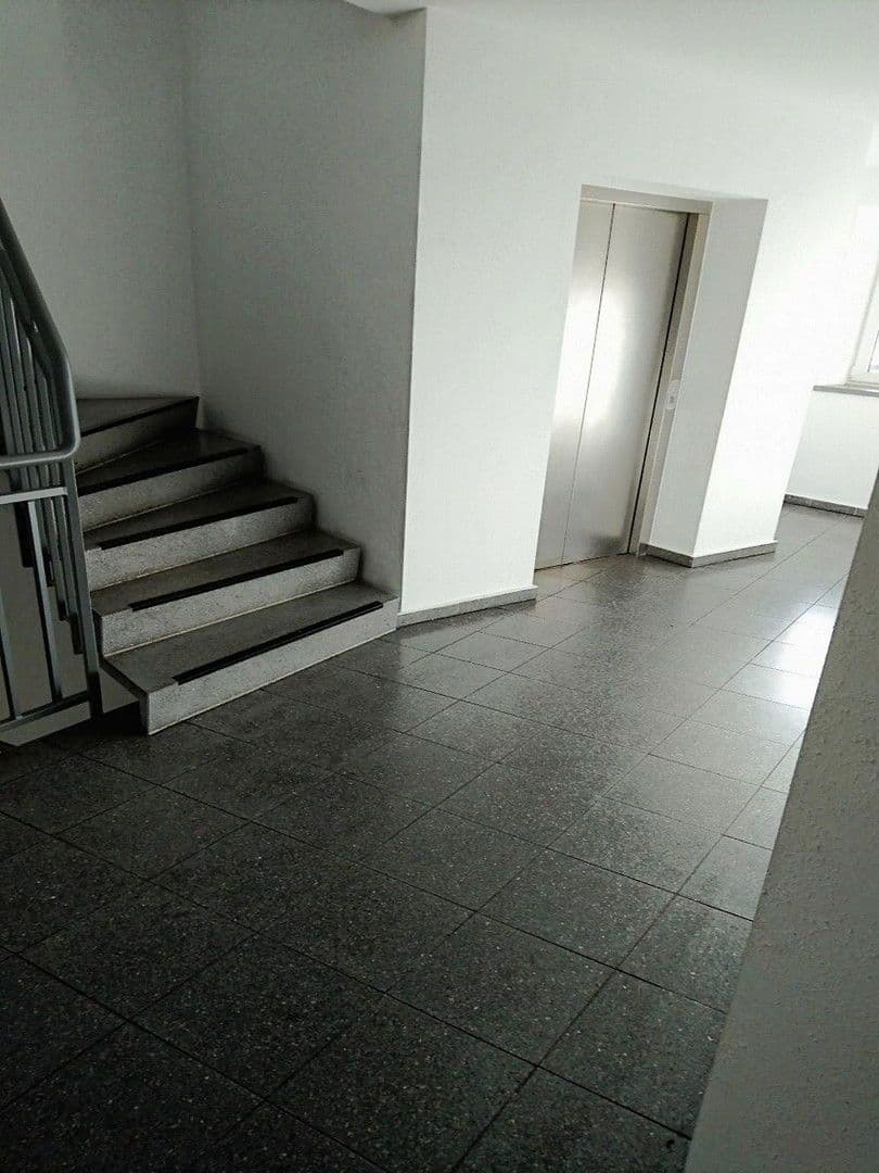 Prenájom bytu 2-izbový 46 m², Hamburg, Hamburg Prenájom bytu 2-izbový 46 m², Hamburg, Hamburg