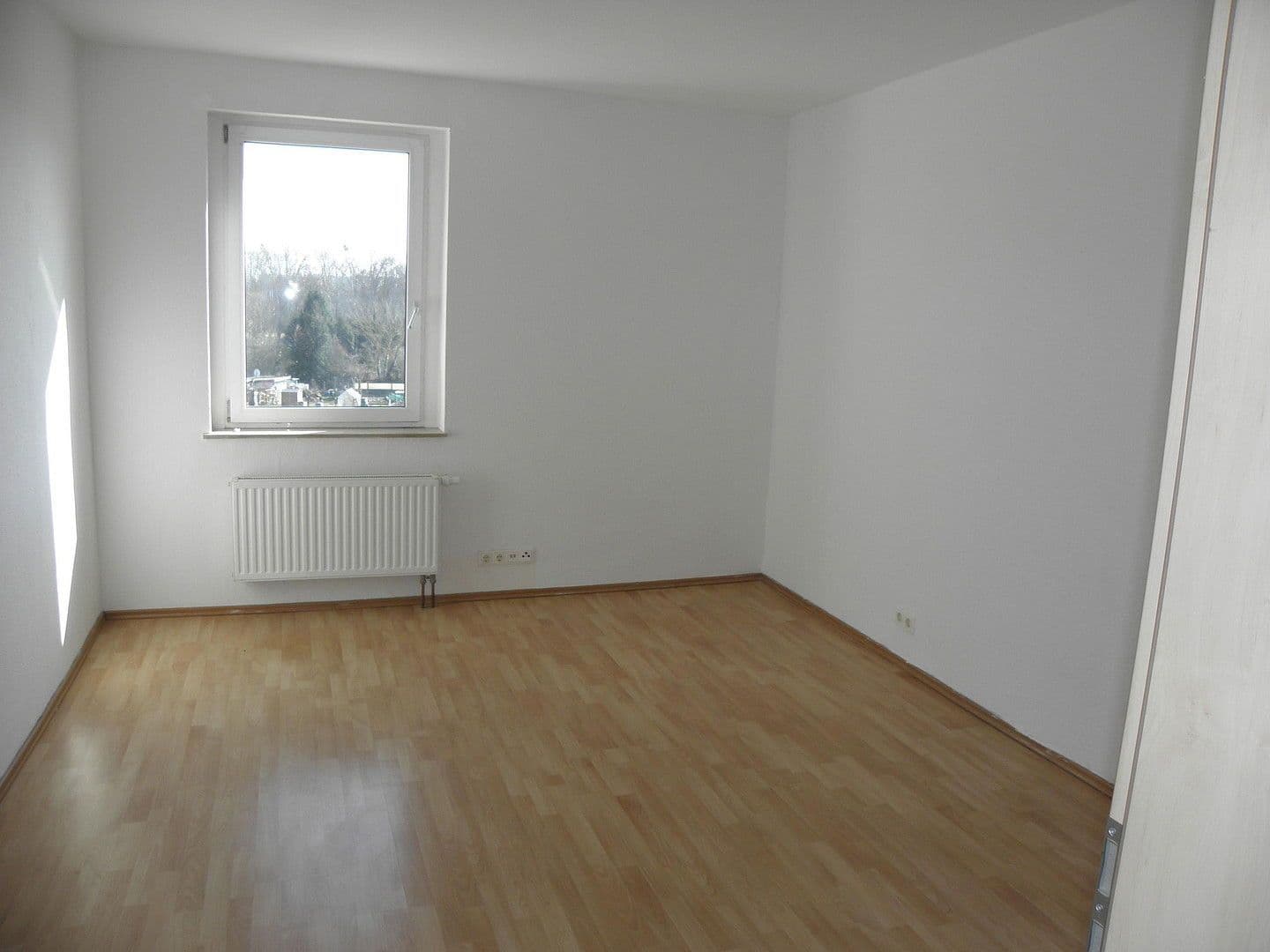 Prenájom bytu 2-izbový 60 m², Wernigeröder Straße 44, Magdeburg, Sasko-Anhaltsko Prenájom bytu 2-izbový 60 m², Wernigeröder Straße 44, Magdeburg, Sasko-Anhaltsko