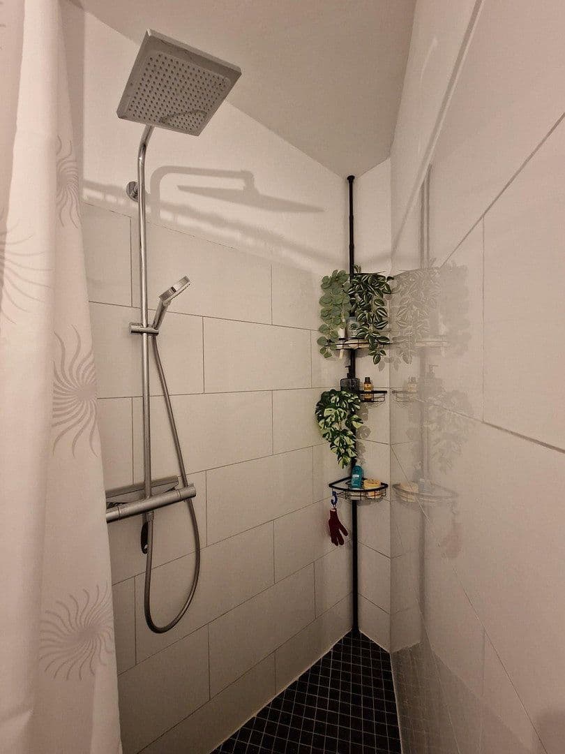 Prenájom bytu 2-izbový 41 m², Kölner Strasse 1, Leverkusen, Severné Porýnie - Westfálsko Prenájom bytu 2-izbový 41 m², Kölner Strasse 1, Leverkusen, Severné Porýnie - Westfálsko