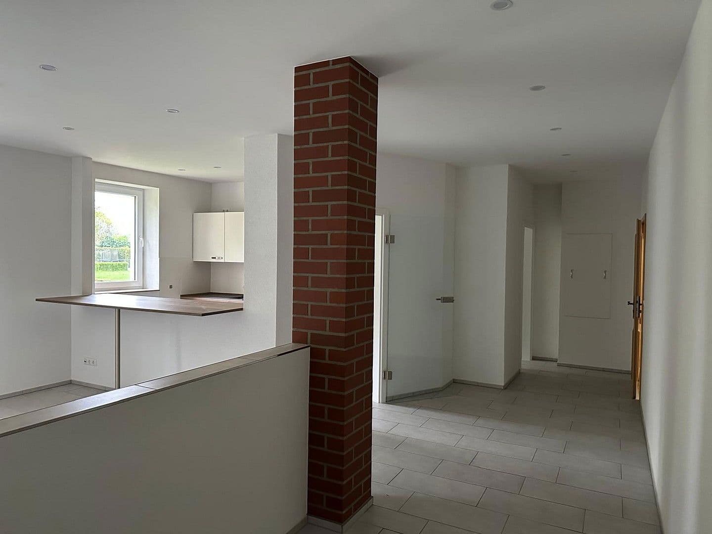 Predaj domu 655 m², pozemek 865 m², Lindenstr. 18, Brahlstorf, Meklenbursko-Predpomoransko Predaj domu 655 m², pozemek 865 m², Lindenstr. 18, Brahlstorf, Meklenbursko-Predpomoransko