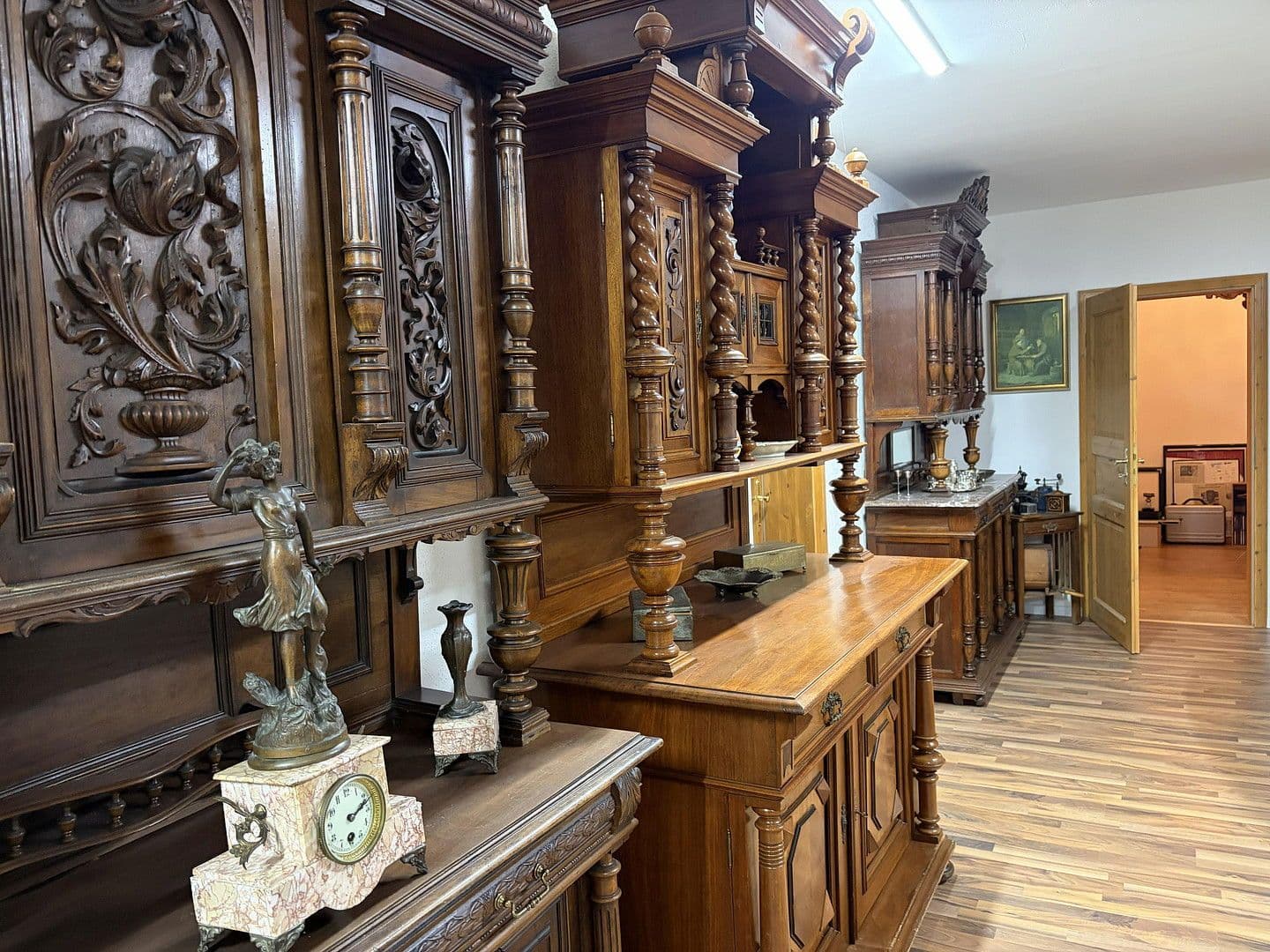 Predaj domu 655 m², pozemek 865 m², Lindenstr. 18, Brahlstorf, Meklenbursko-Predpomoransko Predaj domu 655 m², pozemek 865 m², Lindenstr. 18, Brahlstorf, Meklenbursko-Predpomoransko