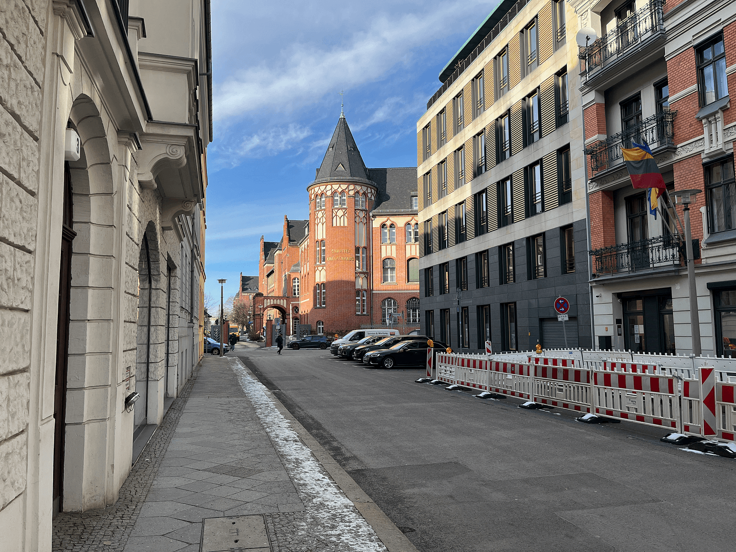 Prenájom bytu 3-izbový 120 m², Berlin, Berlín Prenájom bytu 3-izbový 120 m², Berlin, Berlín