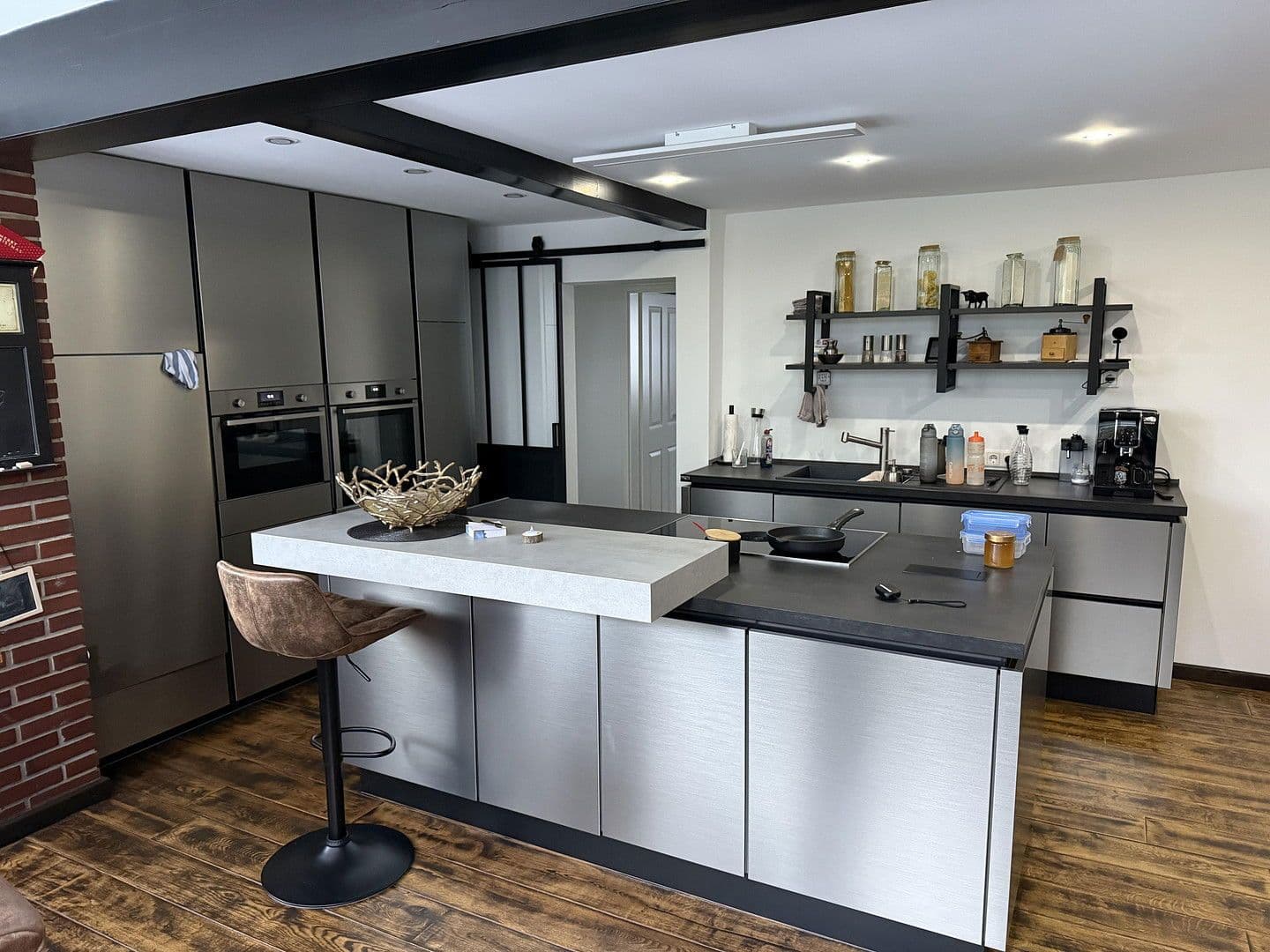 Predaj domu 183 m², pozemek 1.249 m², Remscheid, Severné Porýnie - Westfálsko Predaj domu 183 m², pozemek 1.249 m², Remscheid, Severné Porýnie - Westfálsko