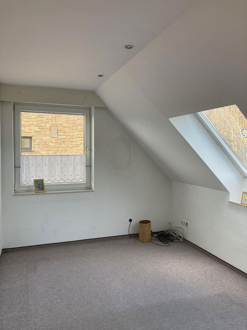 Predaj domu 179 m², pozemek 268 m², Duisburg, Severné Porýnie - Westfálsko Predaj domu 179 m², pozemek 268 m², Duisburg, Severné Porýnie - Westfálsko