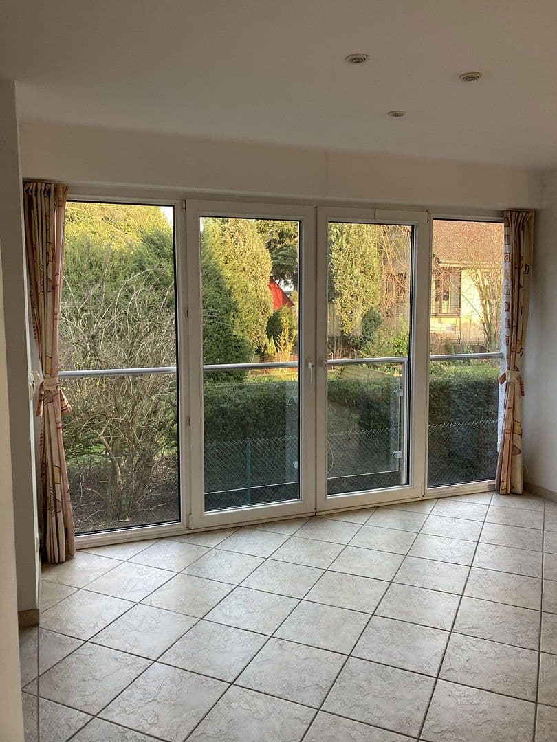 Predaj domu 179 m², pozemek 268 m², Duisburg, Severné Porýnie - Westfálsko Predaj domu 179 m², pozemek 268 m², Duisburg, Severné Porýnie - Westfálsko