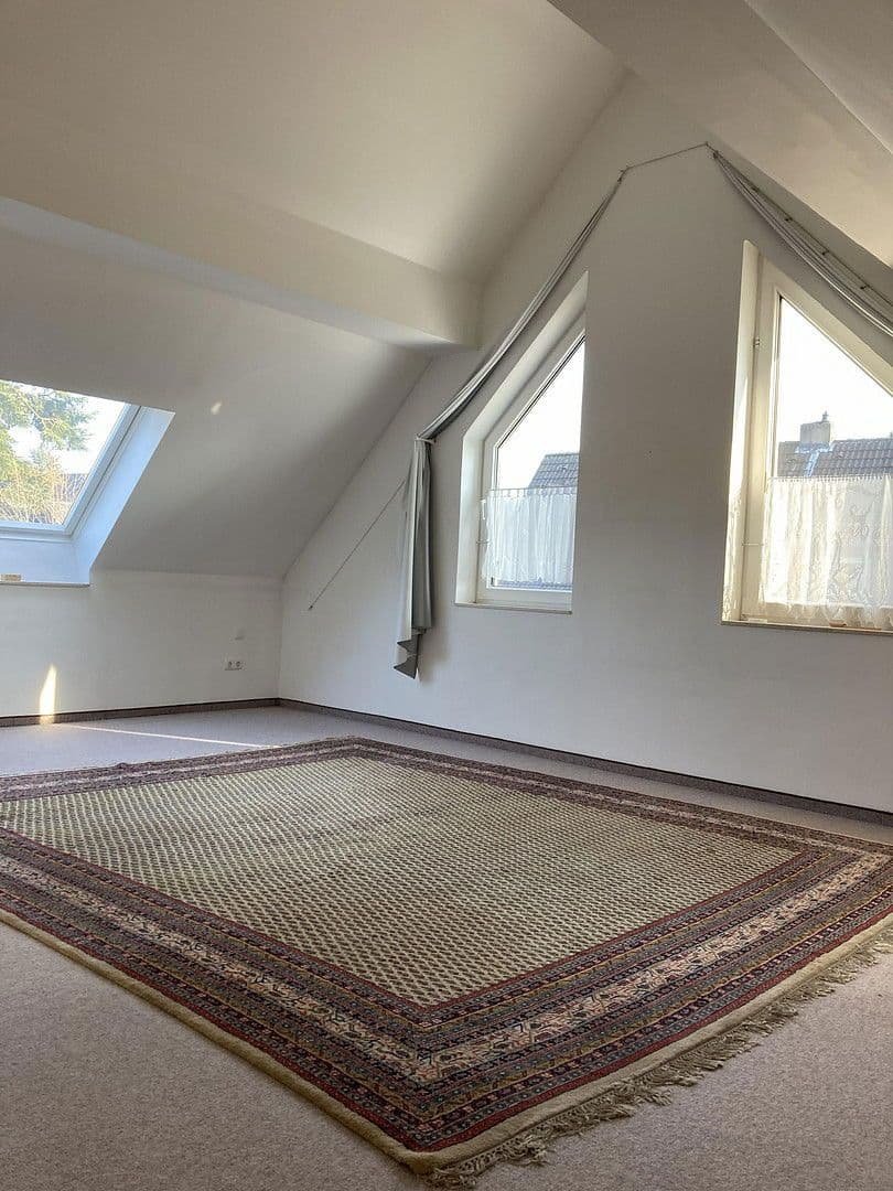 Predaj domu 179 m², pozemek 268 m², Duisburg, Severné Porýnie - Westfálsko Predaj domu 179 m², pozemek 268 m², Duisburg, Severné Porýnie - Westfálsko