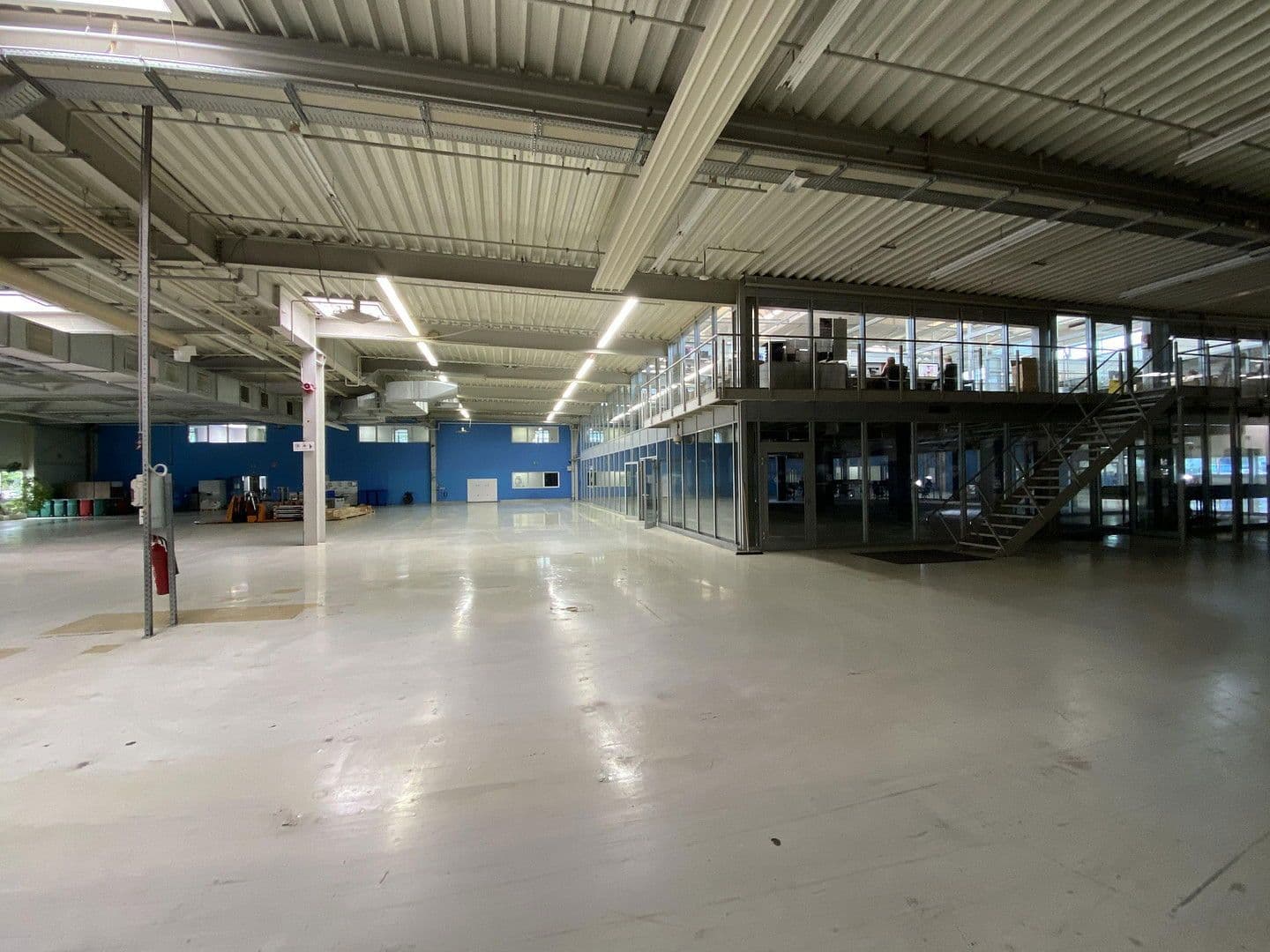 Prenájom nebytového priestoru 3.535 m², Friedrich-List-Strasse 3, Radebeul, Sasko Prenájom nebytového priestoru 3.535 m², Friedrich-List-Strasse 3, Radebeul, Sasko