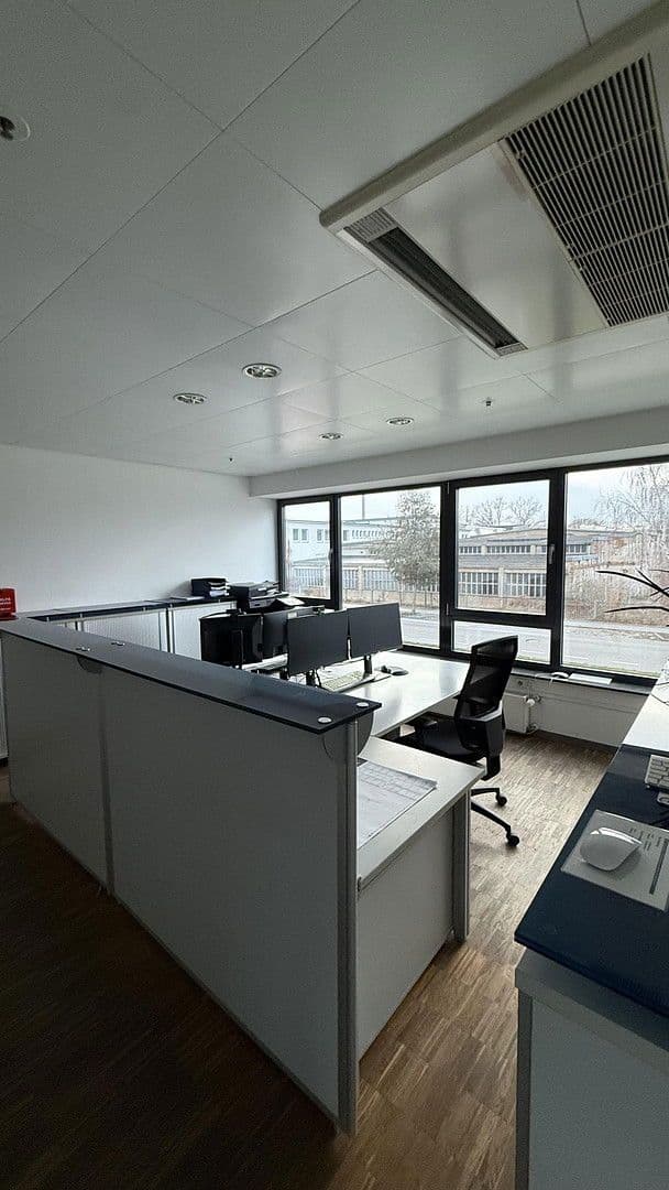 Prenájom nebytového priestoru 3.535 m², Friedrich-List-Strasse 3, Radebeul, Sasko Prenájom nebytového priestoru 3.535 m², Friedrich-List-Strasse 3, Radebeul, Sasko