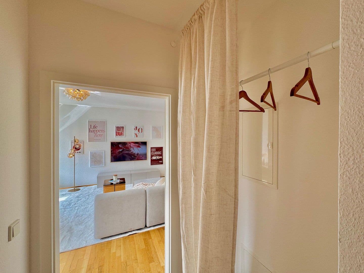 Prenájom bytu 1-izbový 45 m², Endenicher Str. 308, Bonn, Severné Porýnie - Westfálsko Prenájom bytu 1-izbový 45 m², Endenicher Str. 308, Bonn, Severné Porýnie - Westfálsko