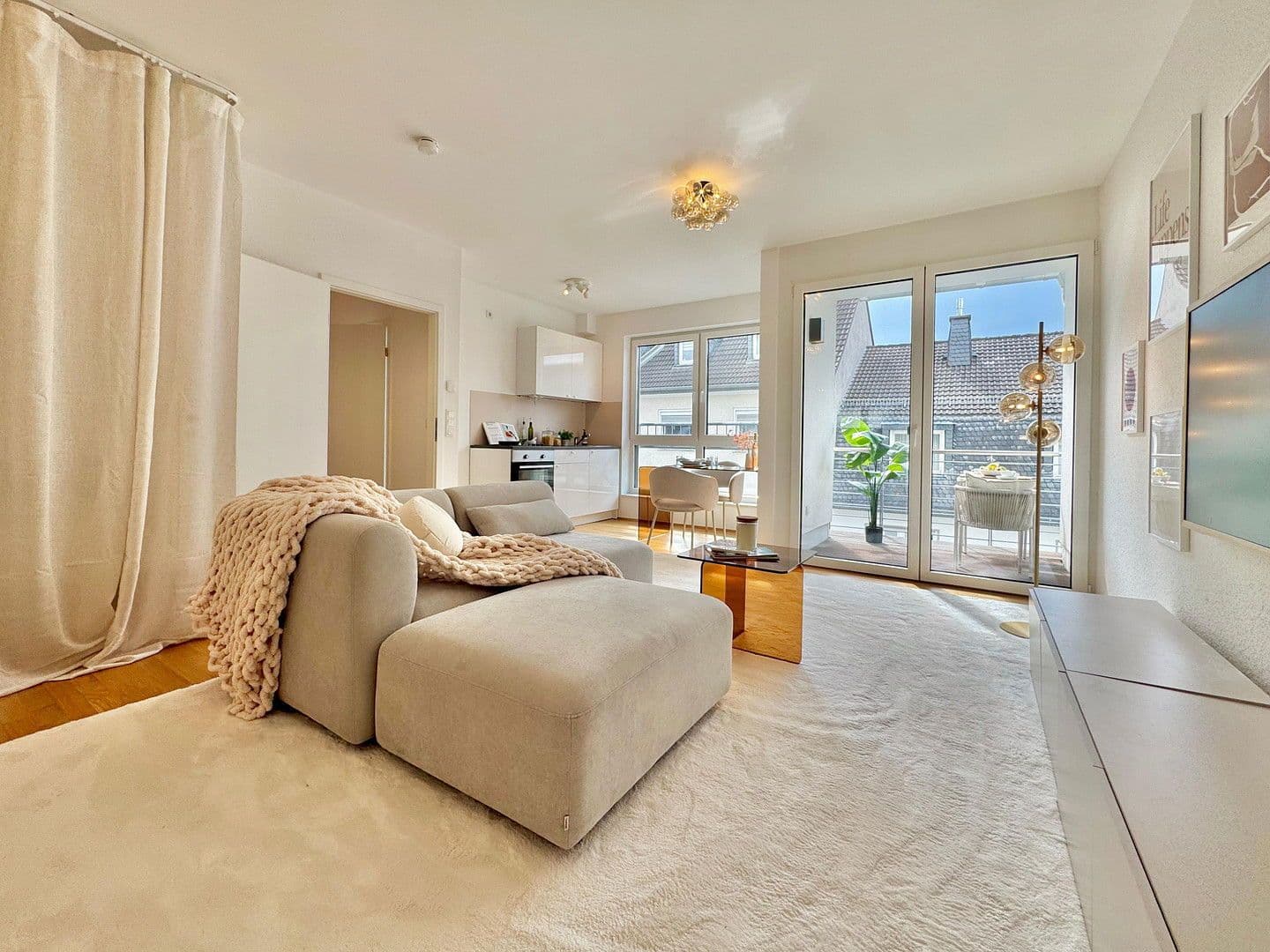 Prenájom bytu 1-izbový 45 m², Endenicher Str. 308, Bonn, Severné Porýnie - Westfálsko Prenájom bytu 1-izbový 45 m², Endenicher Str. 308, Bonn, Severné Porýnie - Westfálsko