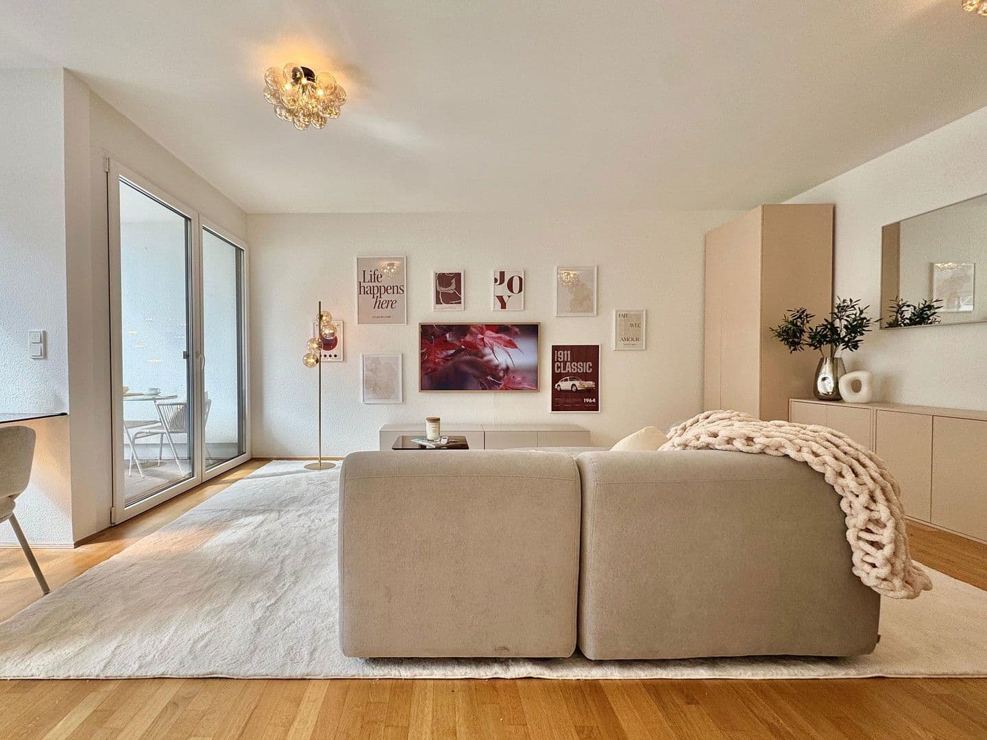 Prenájom bytu 1-izbový 45 m², Endenicher Str. 308, Bonn, Severné Porýnie - Westfálsko Prenájom bytu 1-izbový 45 m², Endenicher Str. 308, Bonn, Severné Porýnie - Westfálsko