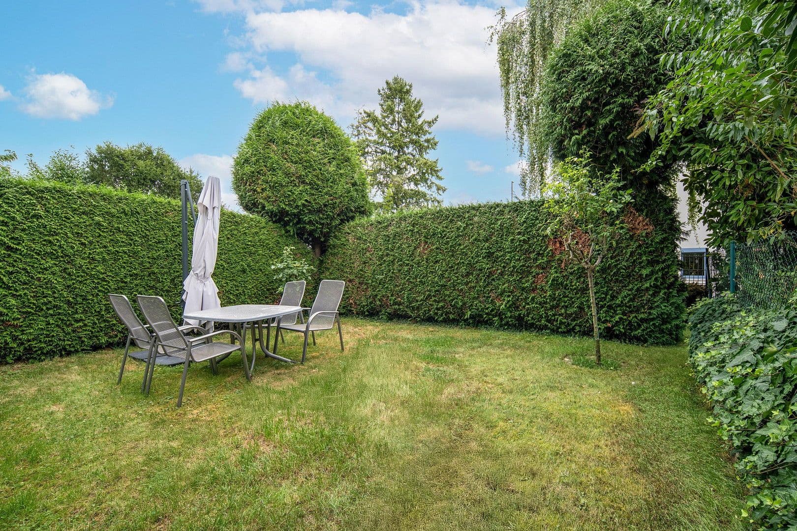 Prenájom bytu 3-izbový 105 m², Peter Gräber Straße 1, Edenkoben, Porýnie-Falcko Prenájom bytu 3-izbový 105 m², Peter Gräber Straße 1, Edenkoben, Porýnie-Falcko