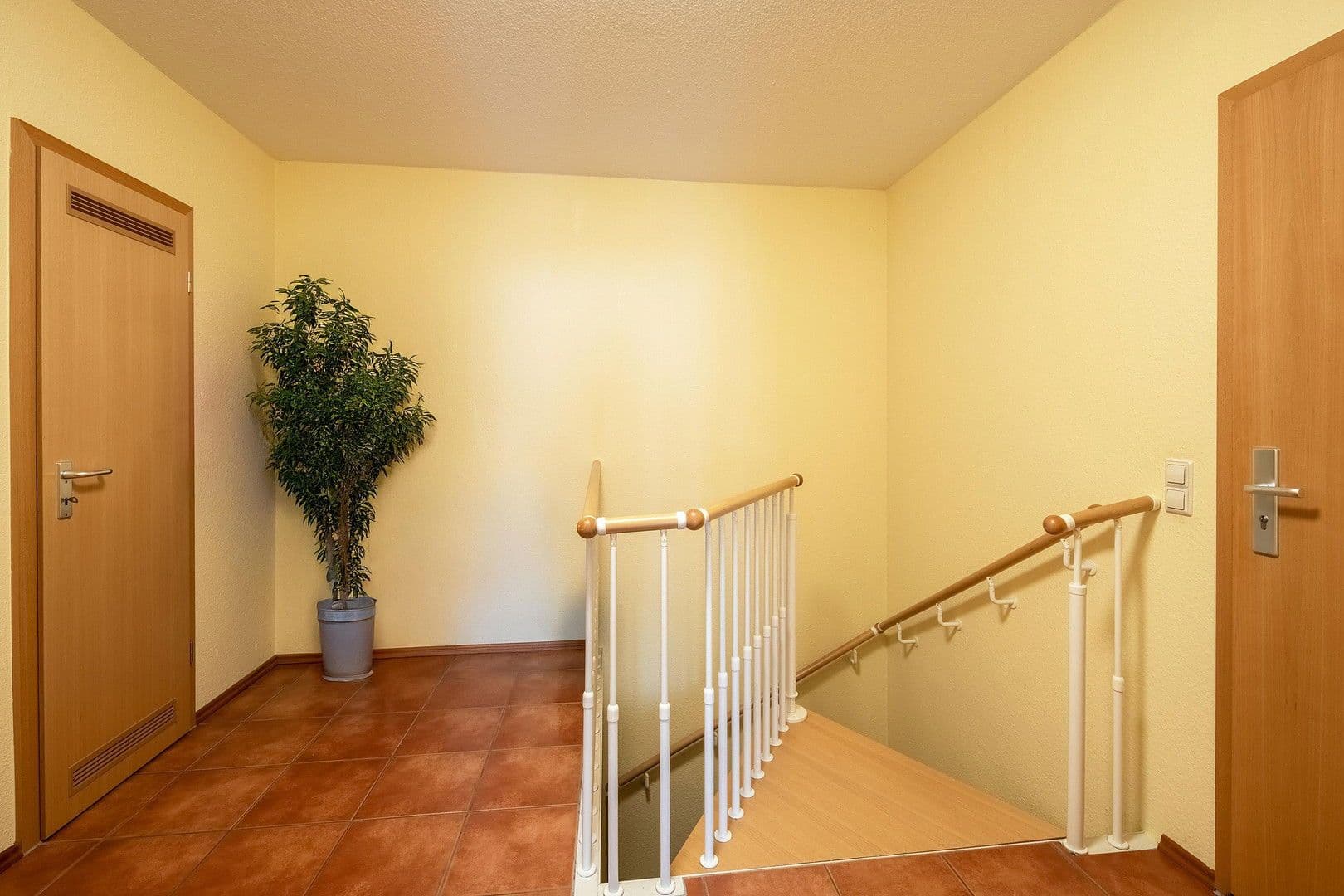 Prenájom bytu 3-izbový 105 m², Peter Gräber Straße 1, Edenkoben, Porýnie-Falcko Prenájom bytu 3-izbový 105 m², Peter Gräber Straße 1, Edenkoben, Porýnie-Falcko