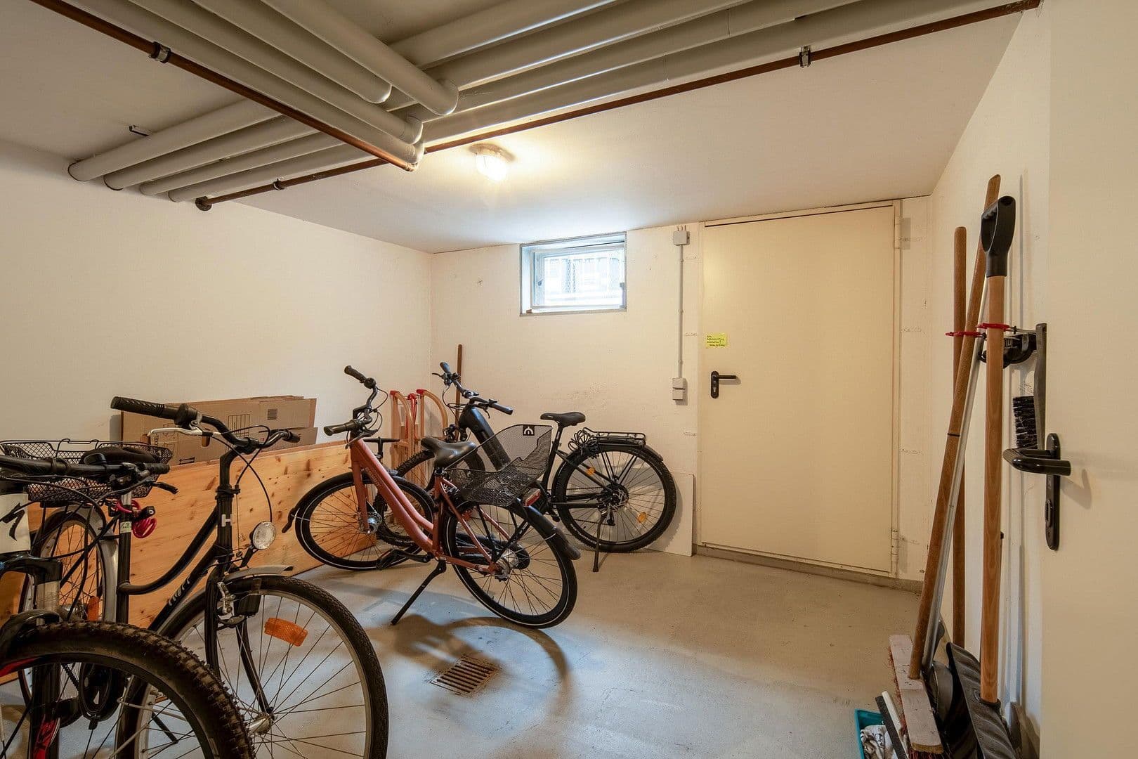 Prenájom bytu 3-izbový 105 m², Peter Gräber Straße 1, Edenkoben, Porýnie-Falcko Prenájom bytu 3-izbový 105 m², Peter Gräber Straße 1, Edenkoben, Porýnie-Falcko