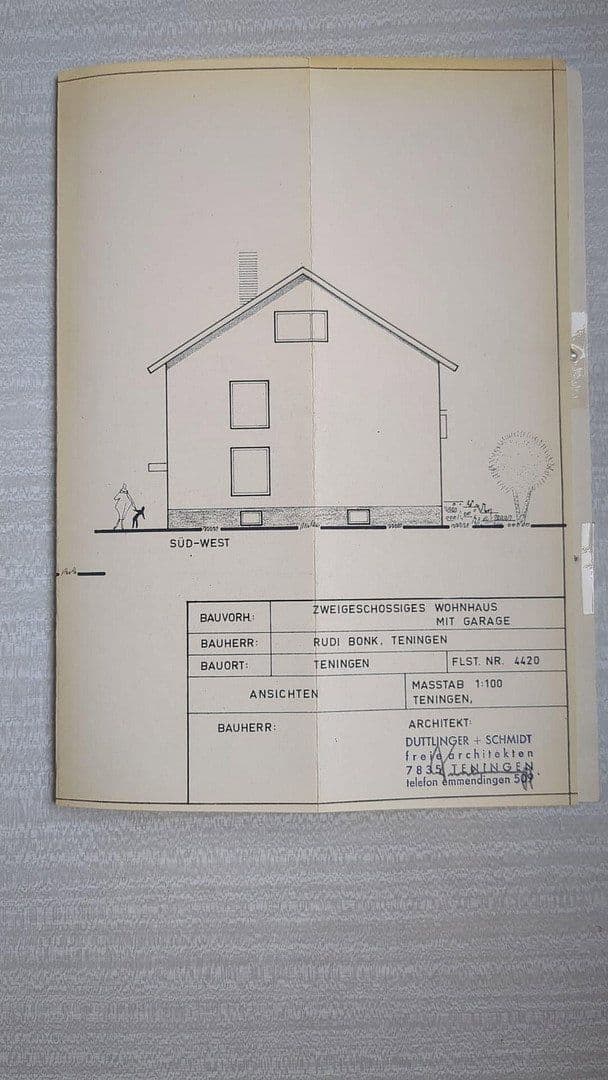 Predaj domu 265 m², pozemek 650 m², Zähringerstraße 6, Teningen, Bádensko-Wurttembersko Predaj domu 265 m², pozemek 650 m², Zähringerstraße 6, Teningen, Bádensko-Wurttembersko