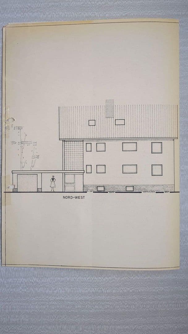 Predaj domu 265 m², pozemek 650 m², Zähringerstraße 6, Teningen, Bádensko-Wurttembersko Predaj domu 265 m², pozemek 650 m², Zähringerstraße 6, Teningen, Bádensko-Wurttembersko