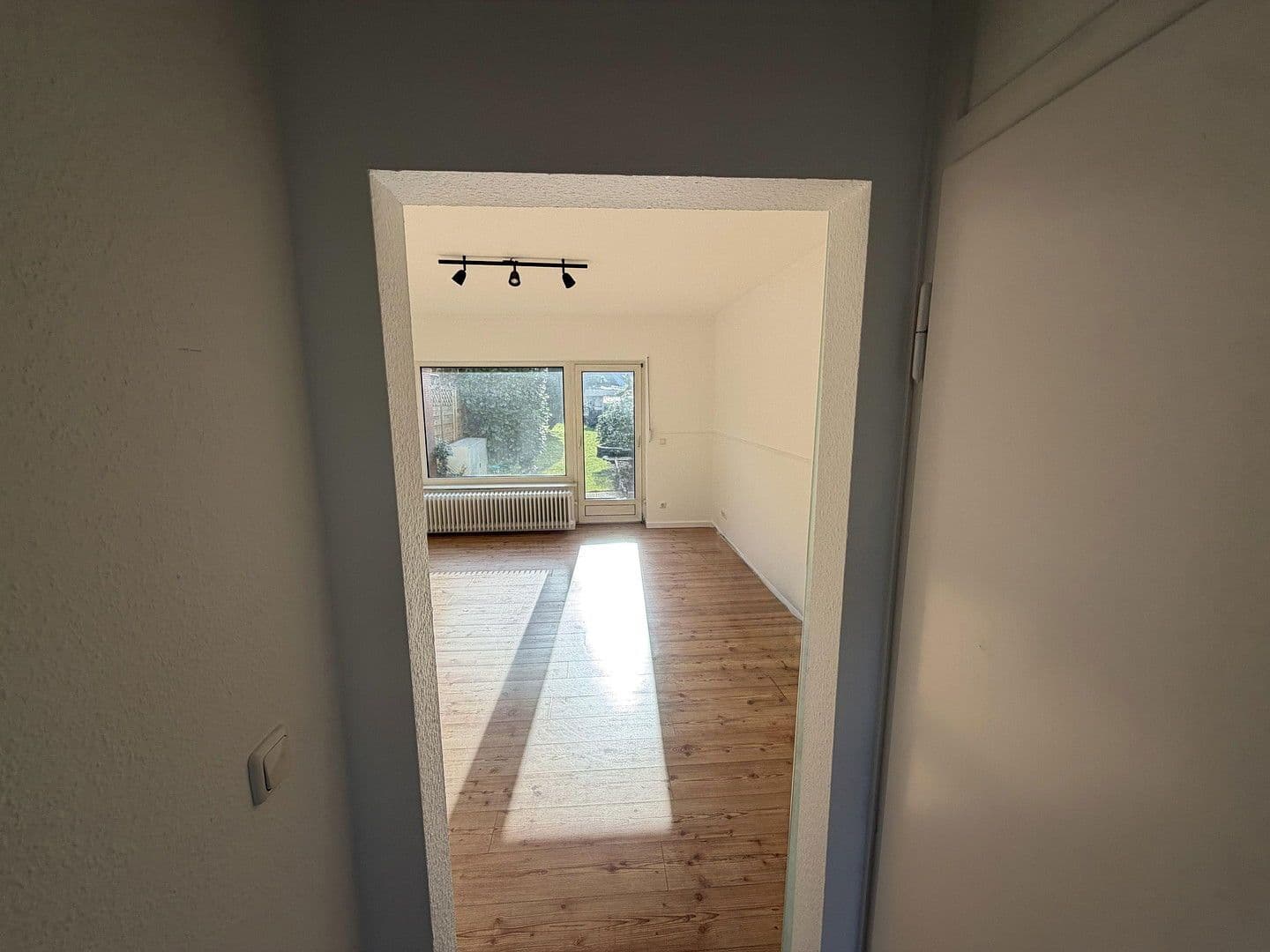 Prenájom domu 75 m², pozemek 125 m², Hamburg, Hamburg Prenájom domu 75 m², pozemek 125 m², Hamburg, Hamburg